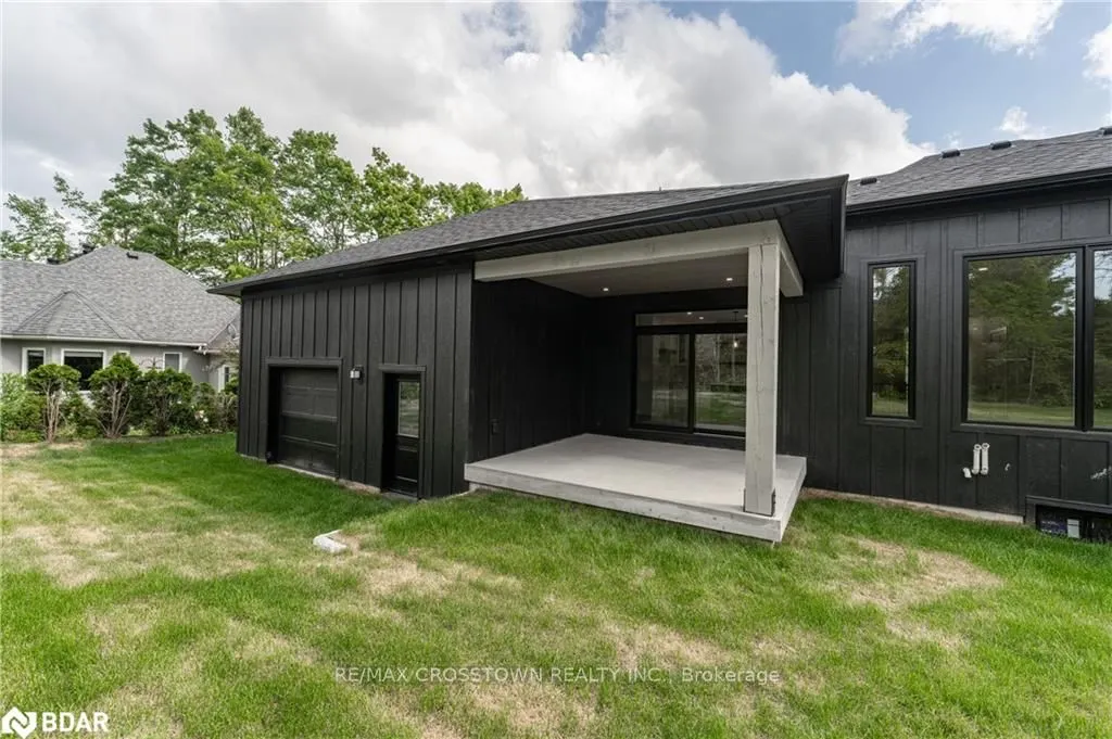 32 Alpine Way