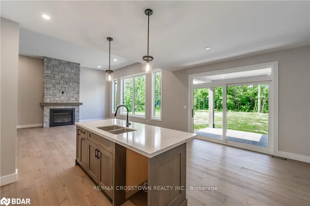 32 Alpine Way