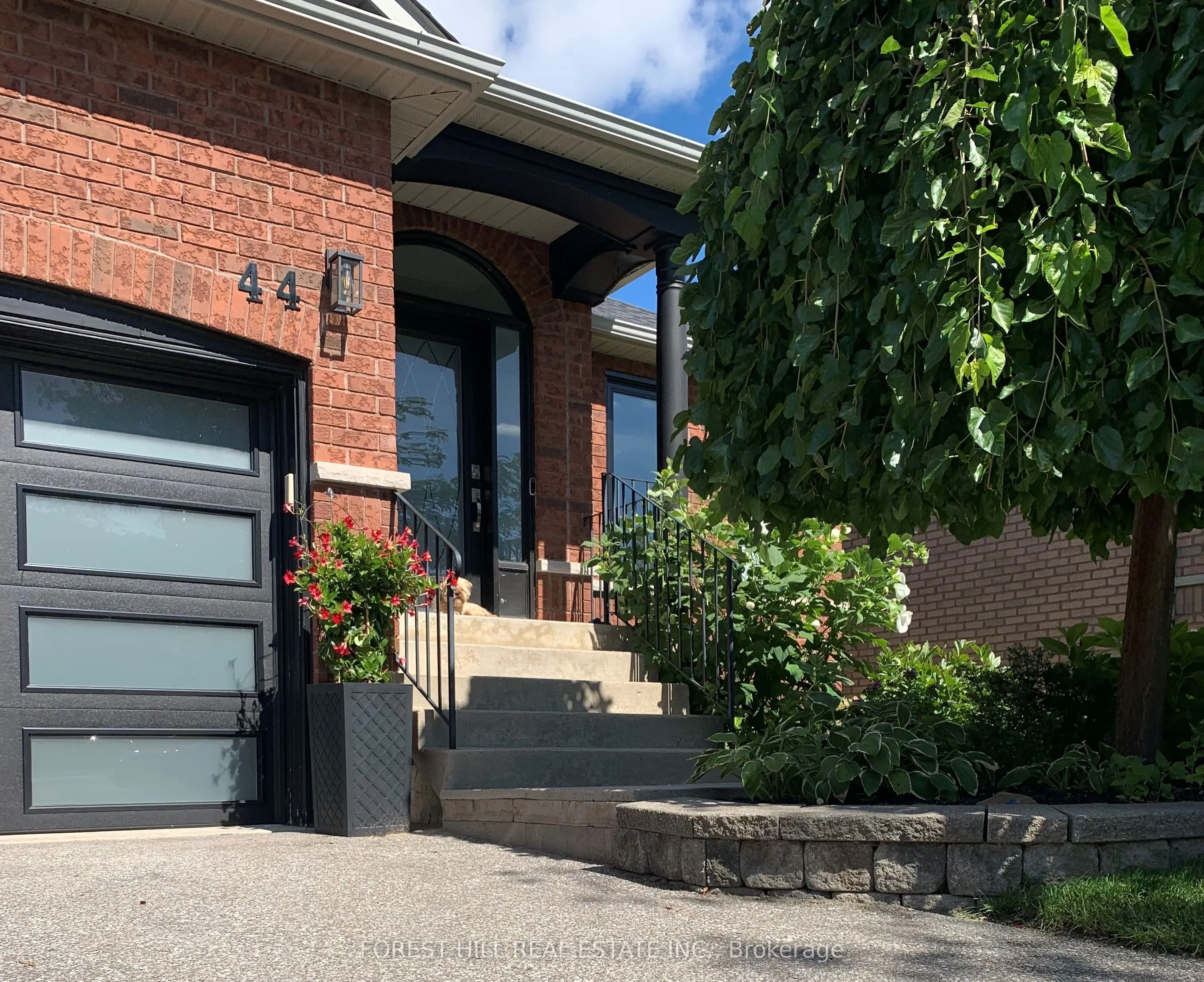 44 Prince Of Wales Drive
