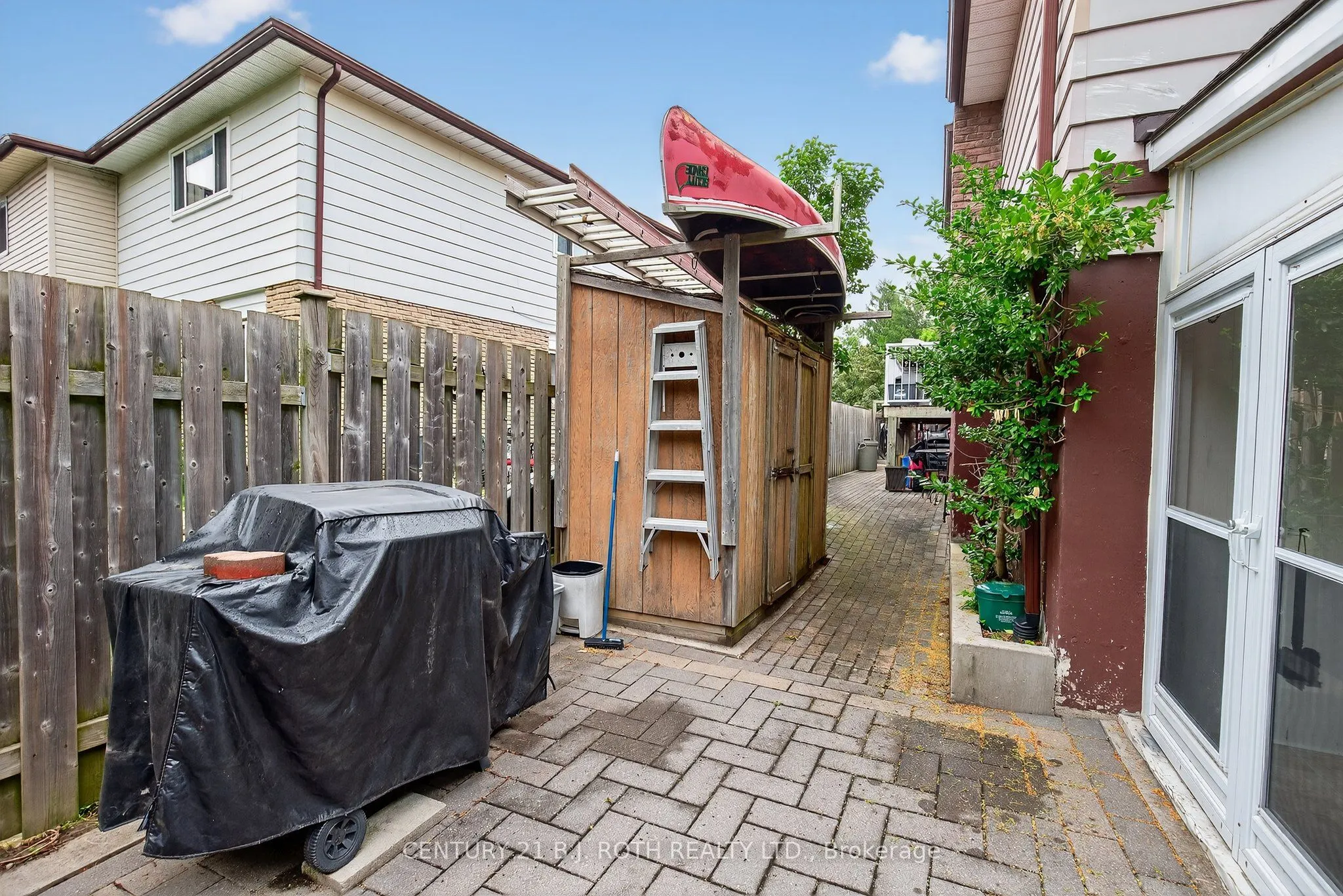 120 Kozlov Street