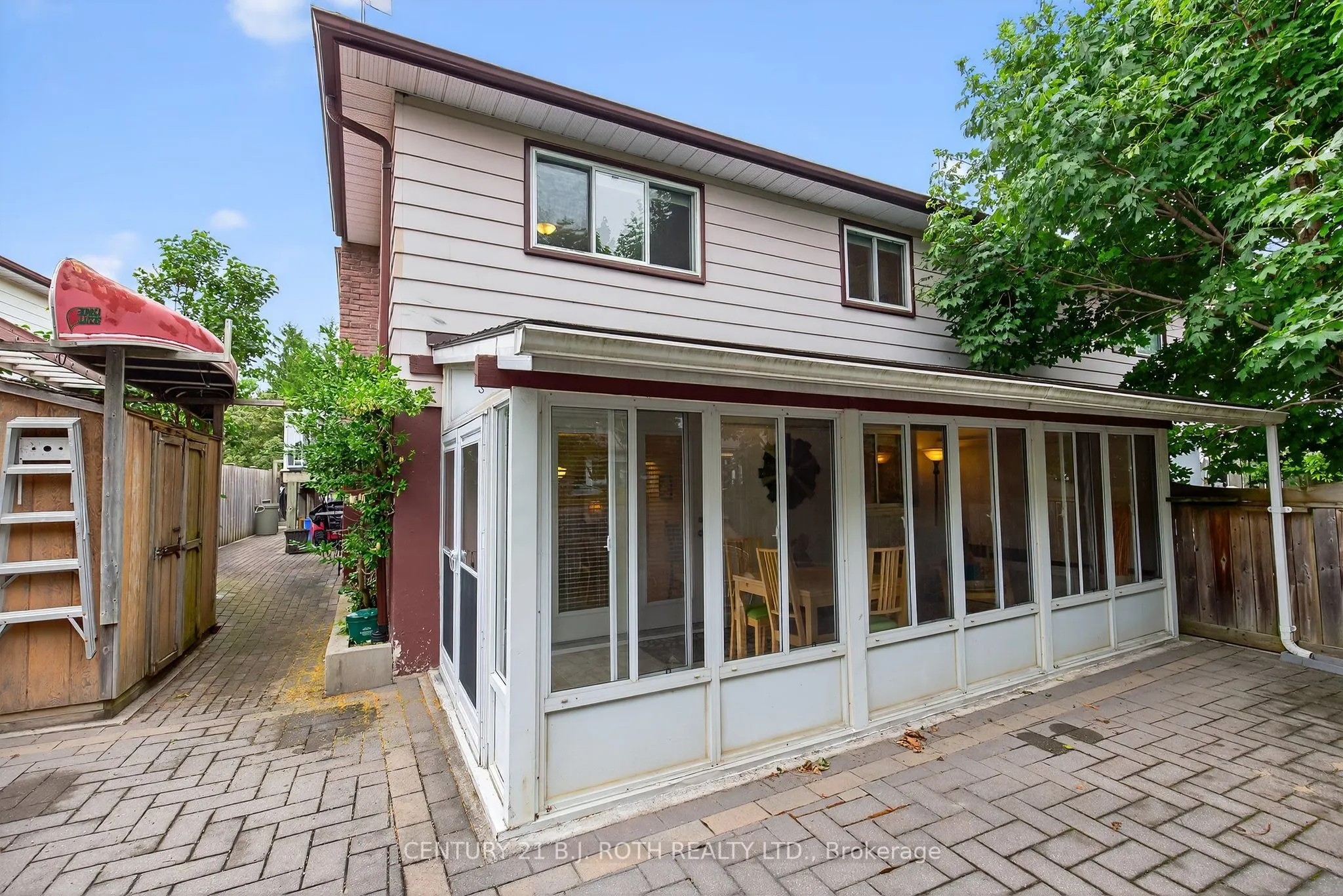 120 Kozlov Street