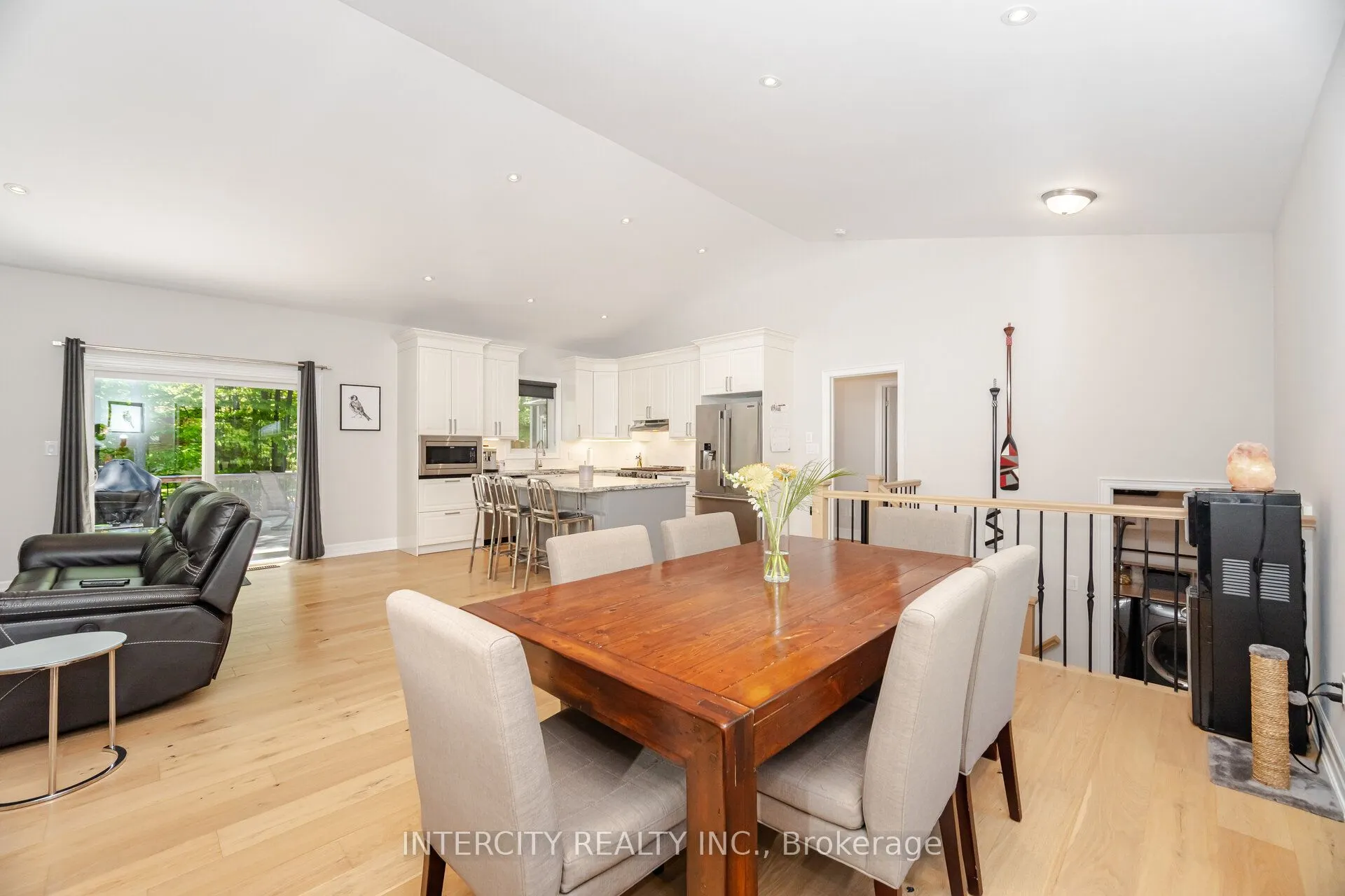 41 Tall Pines Drive