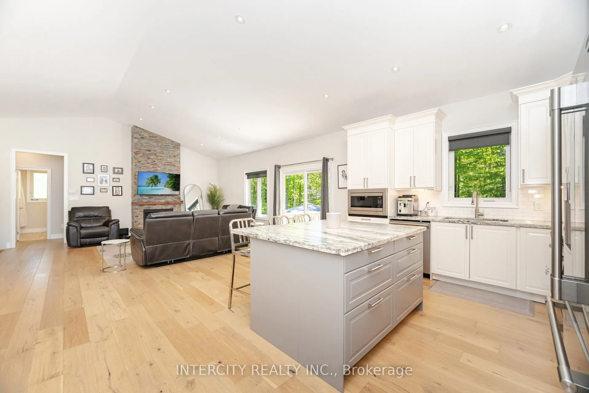 41 Tall Pines Drive