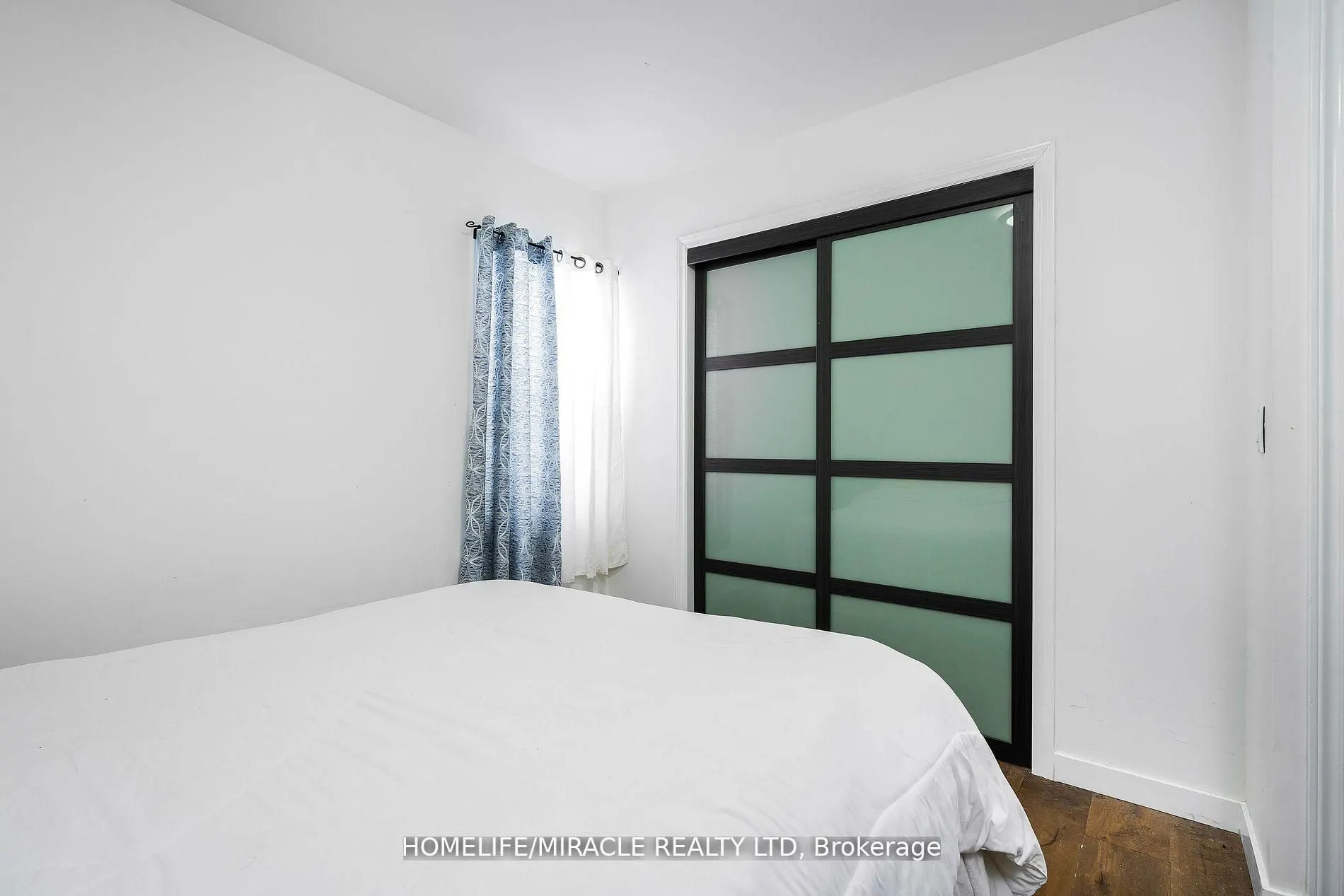 101 River Road E