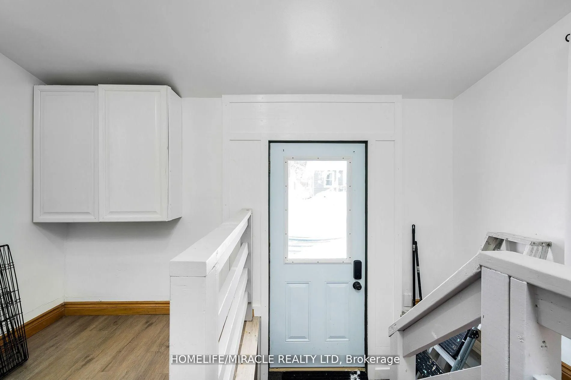 101 River Road E