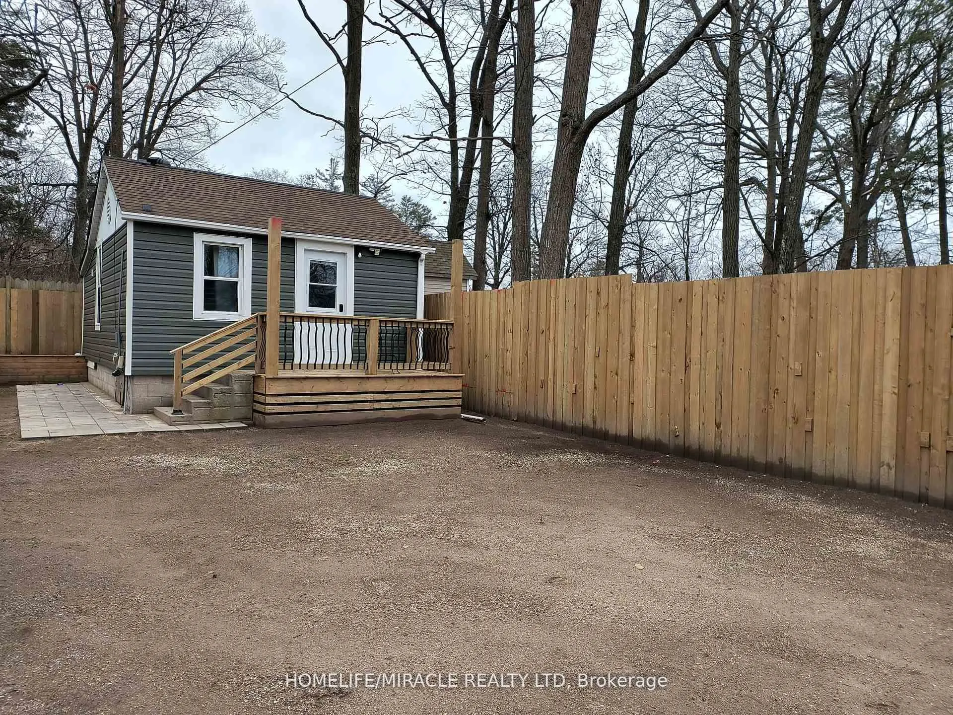 101 River Road E