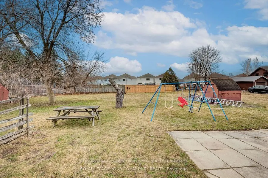 386 Essa Rd Lower Level Road