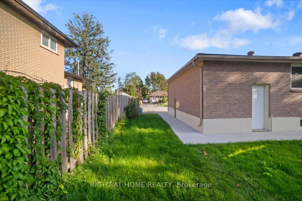 28 Charlbrook Avenue