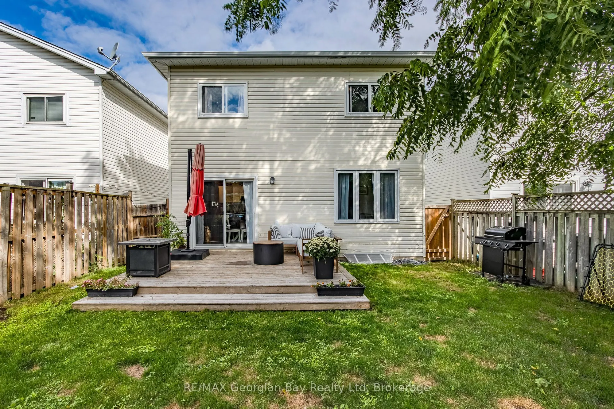 319 Ellen Street