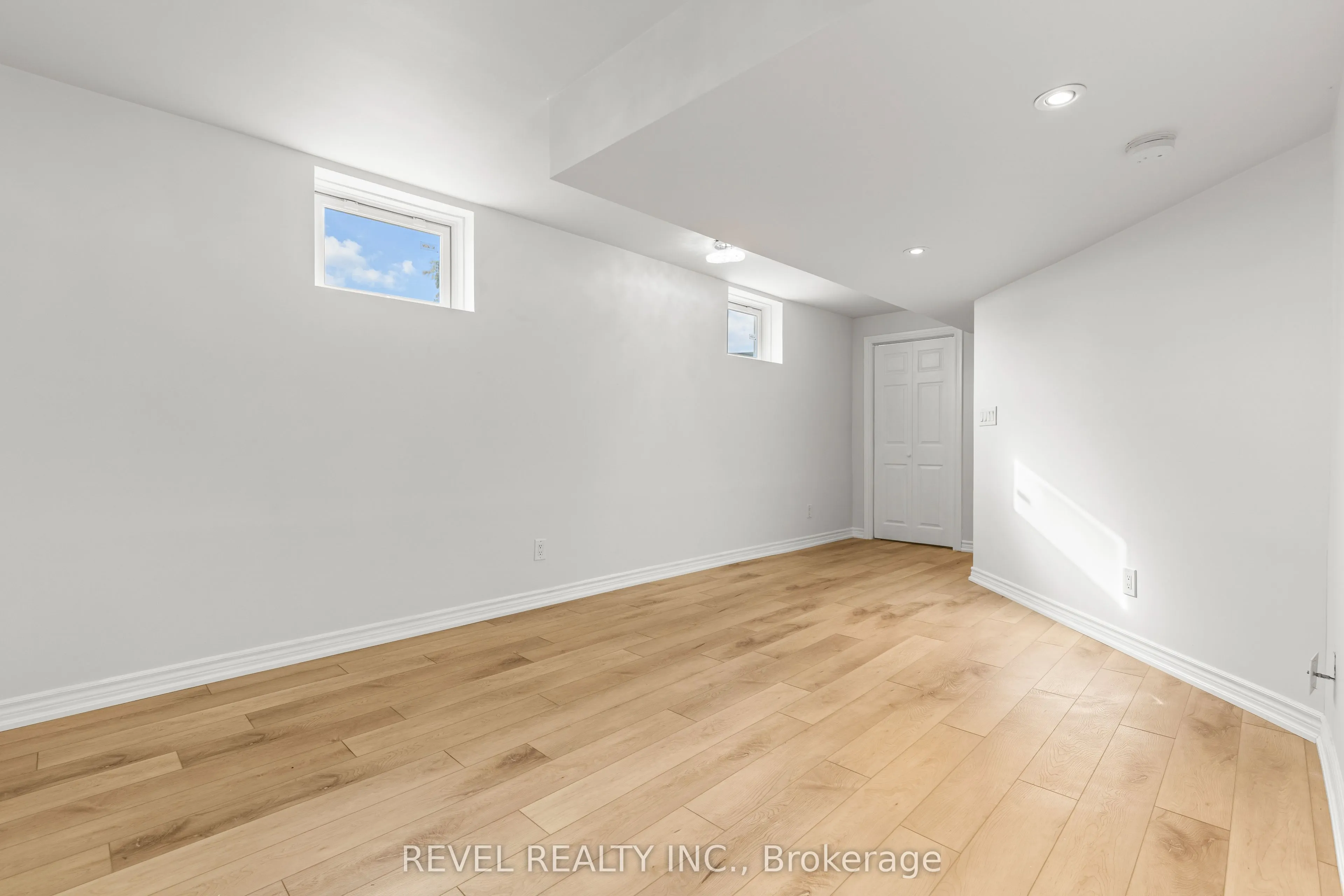 1 Glenhill Drive