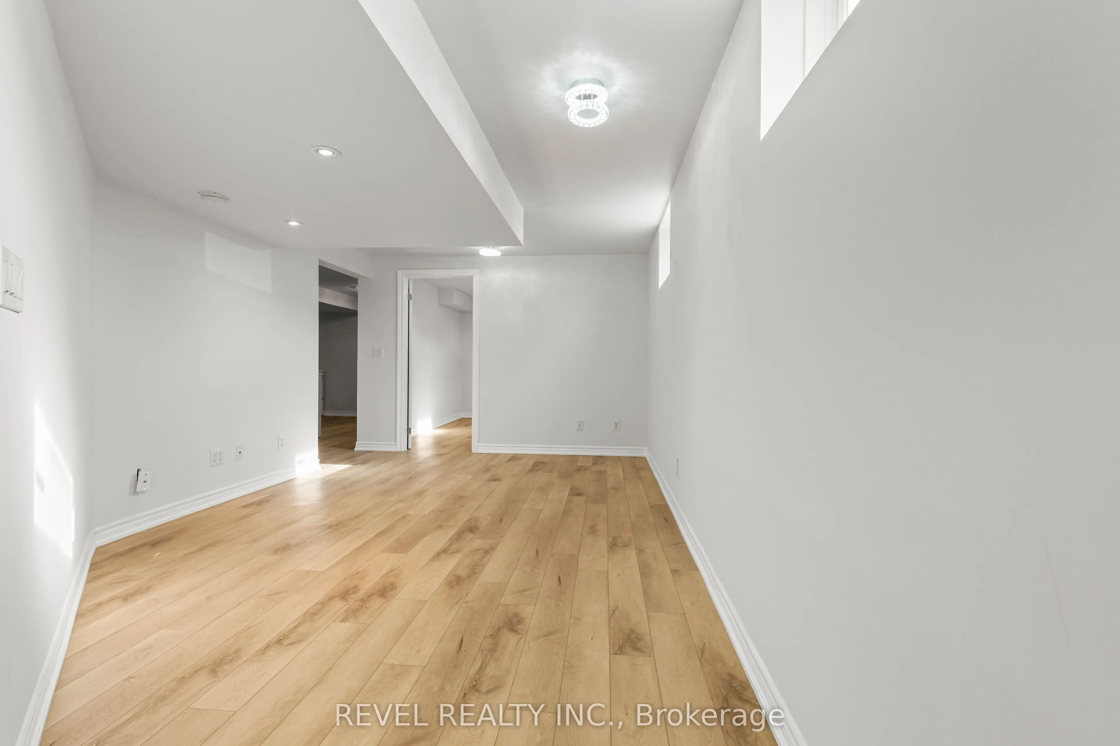 1 Glenhill Drive