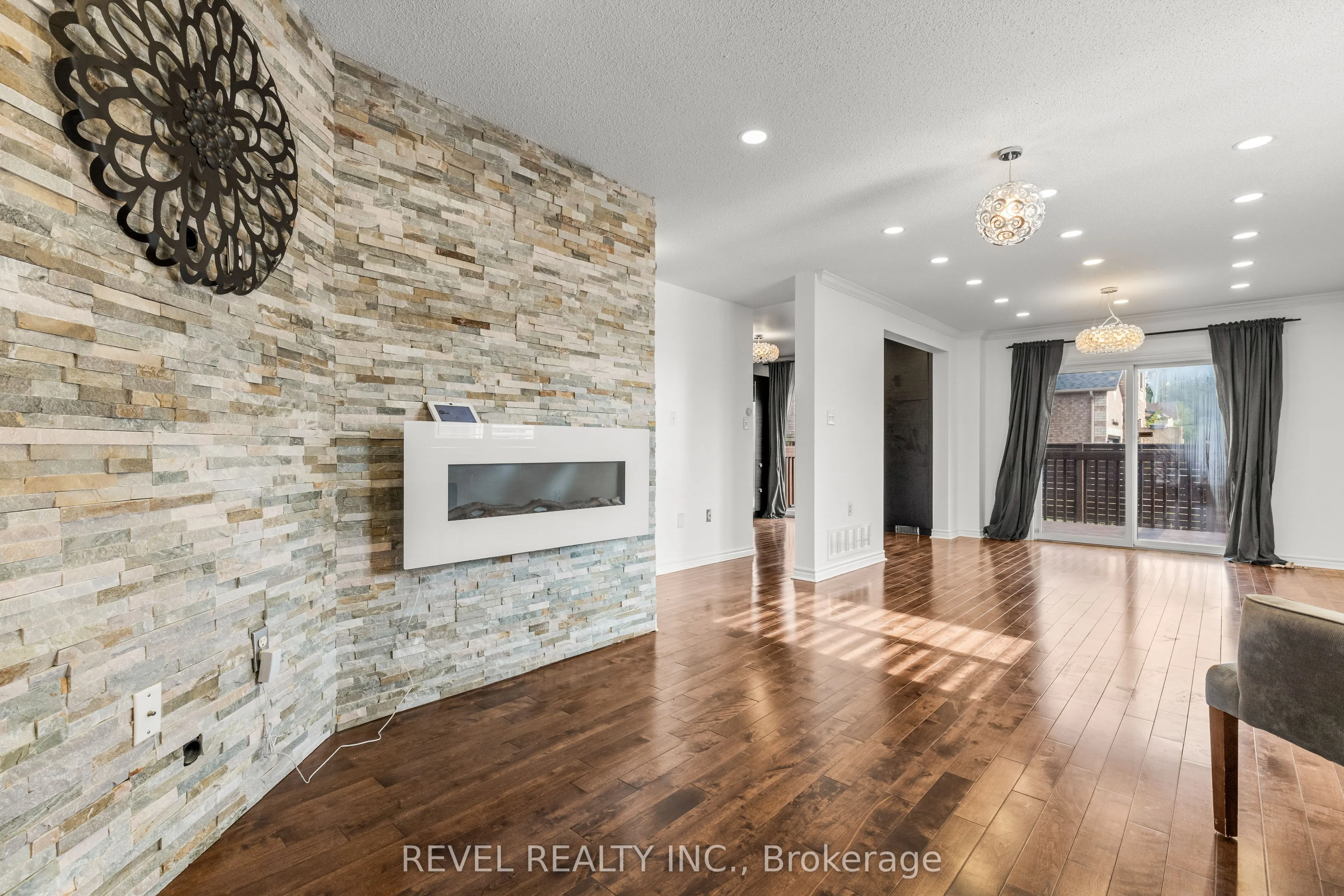 1 Glenhill Drive