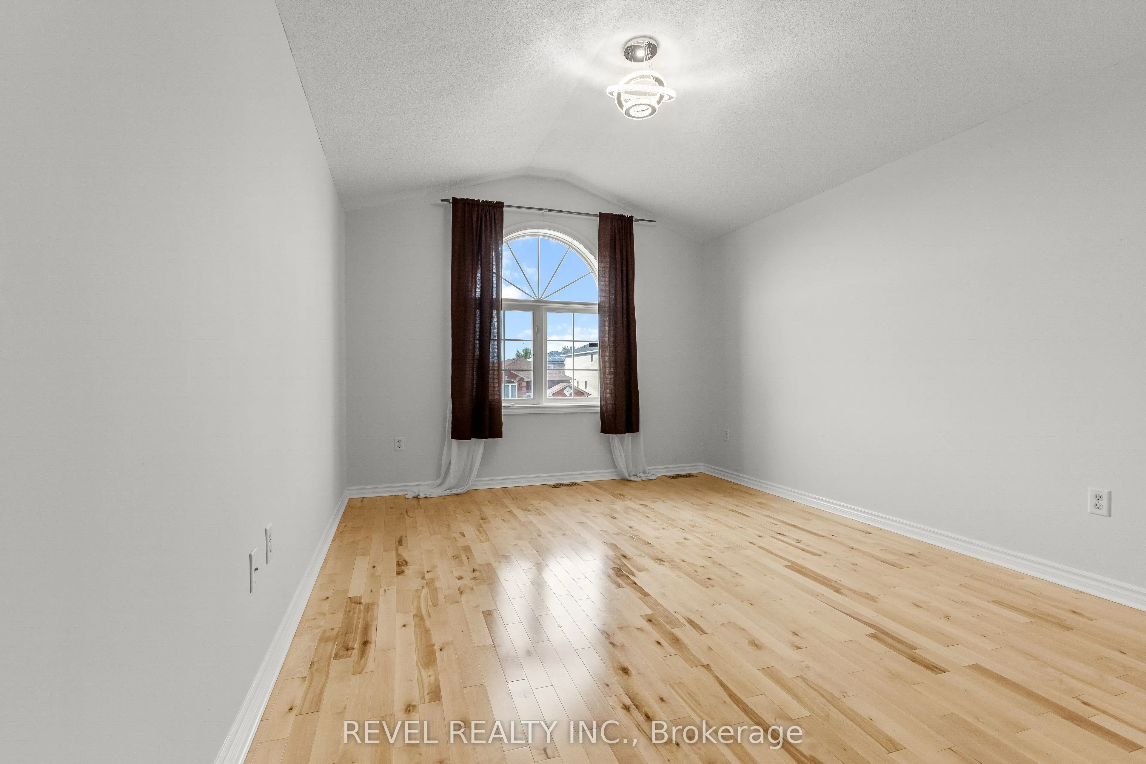 1 Glenhill Drive