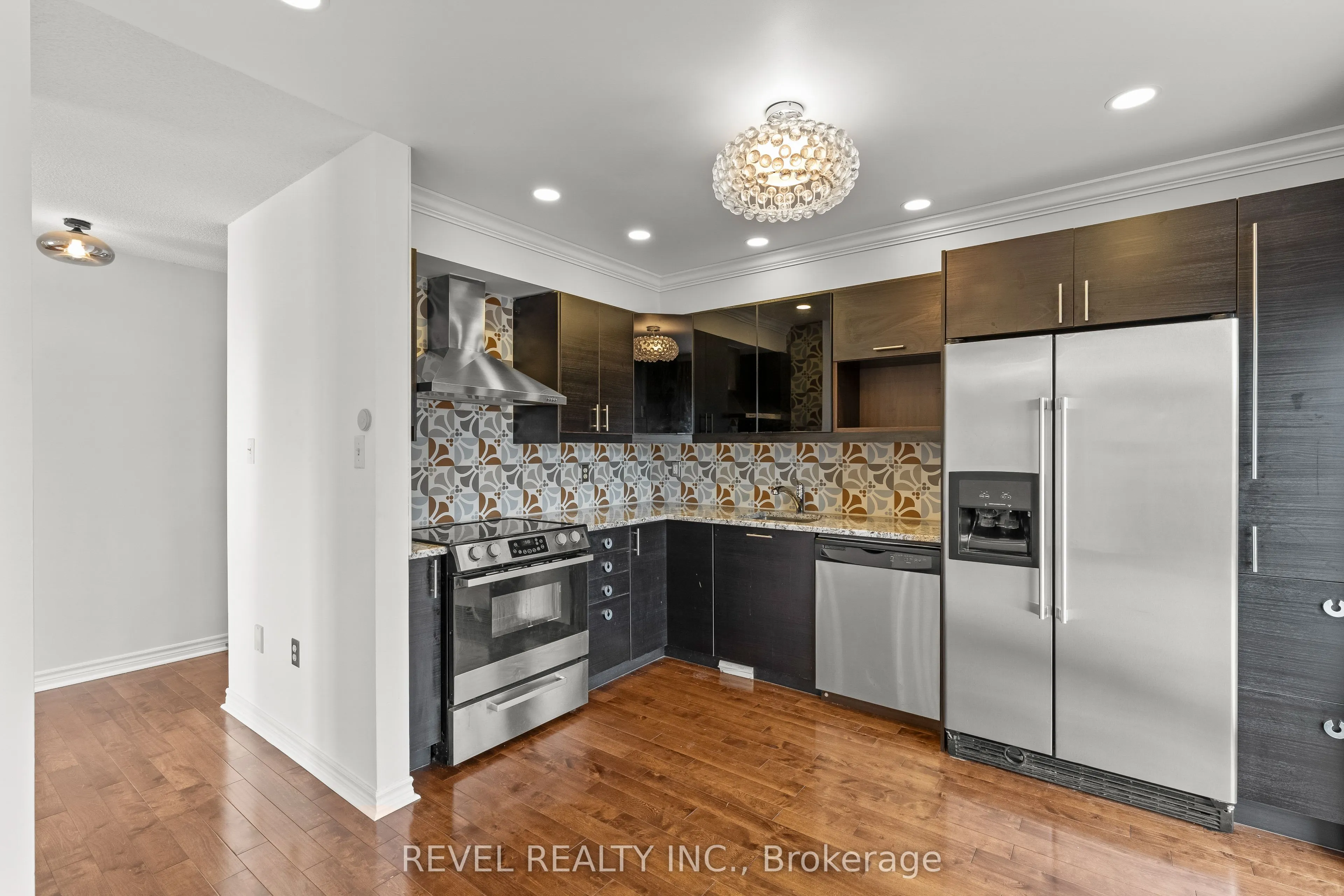 1 Glenhill Drive