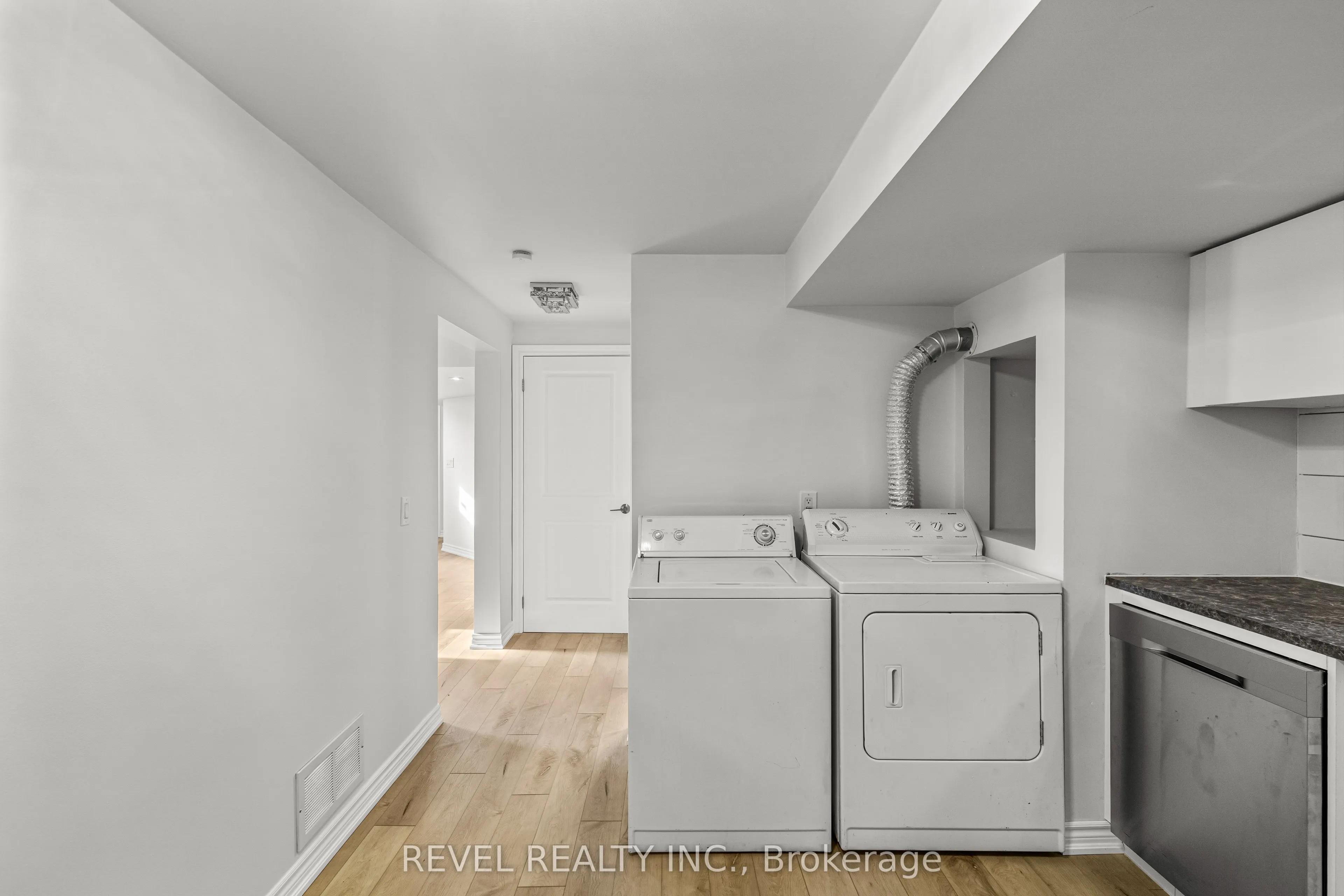 1 Glenhill Drive