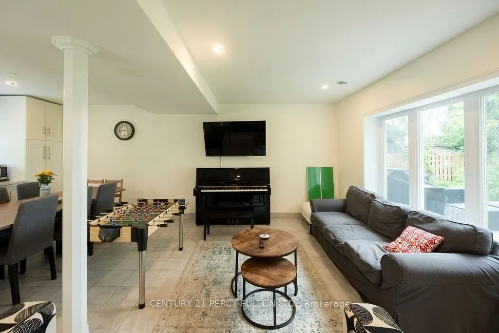 1718 Fairview Drive