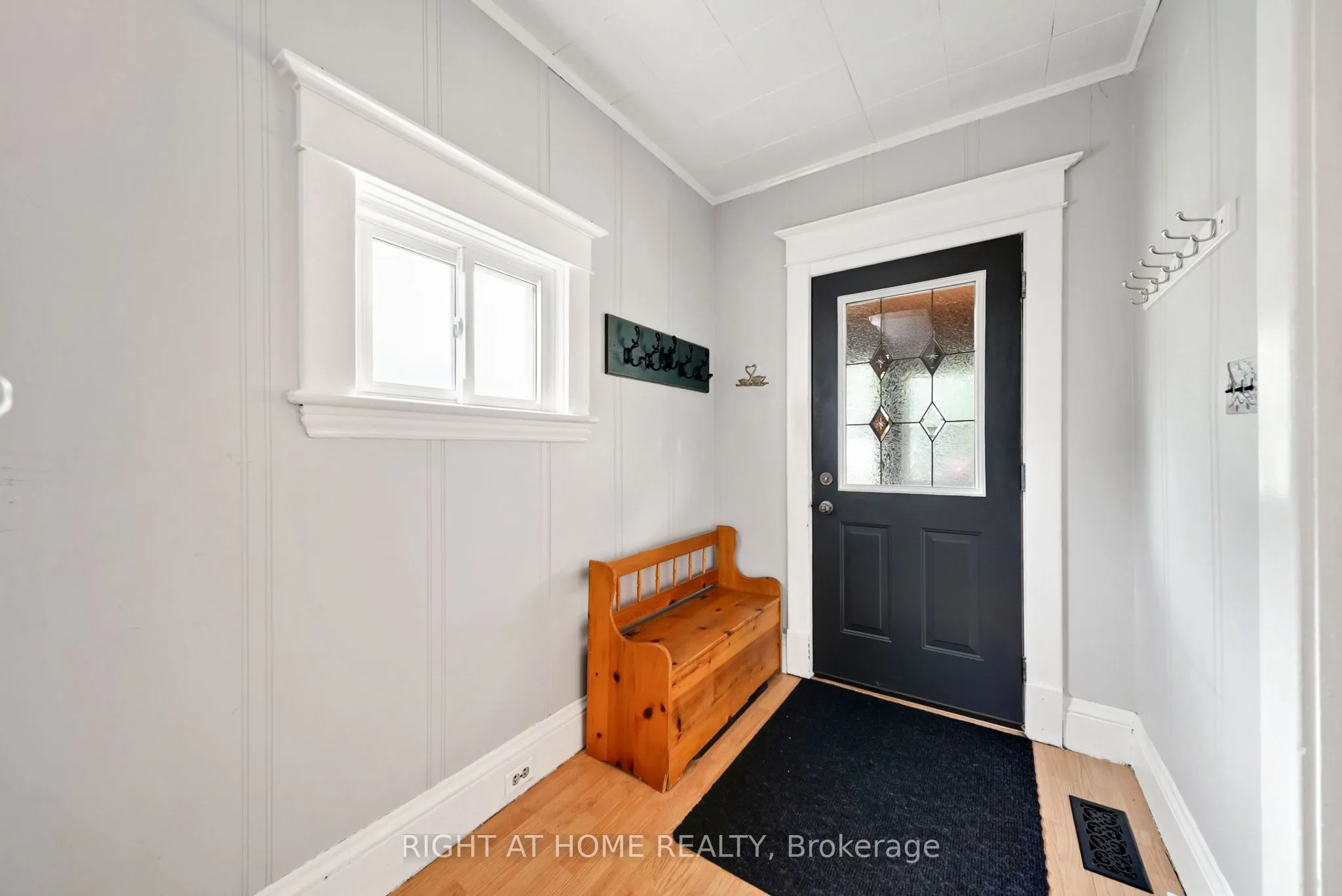 81 Douglas Street