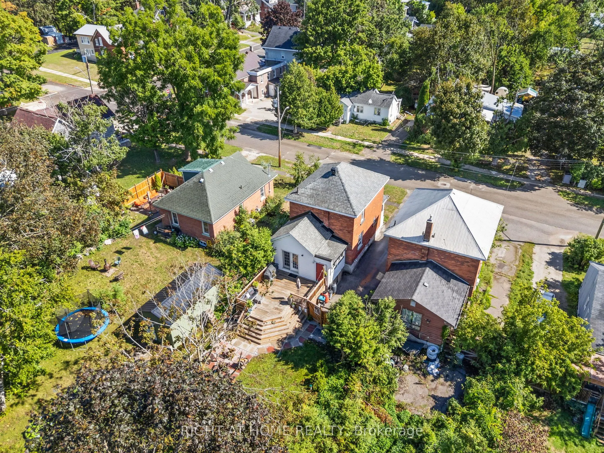 81 Douglas Street