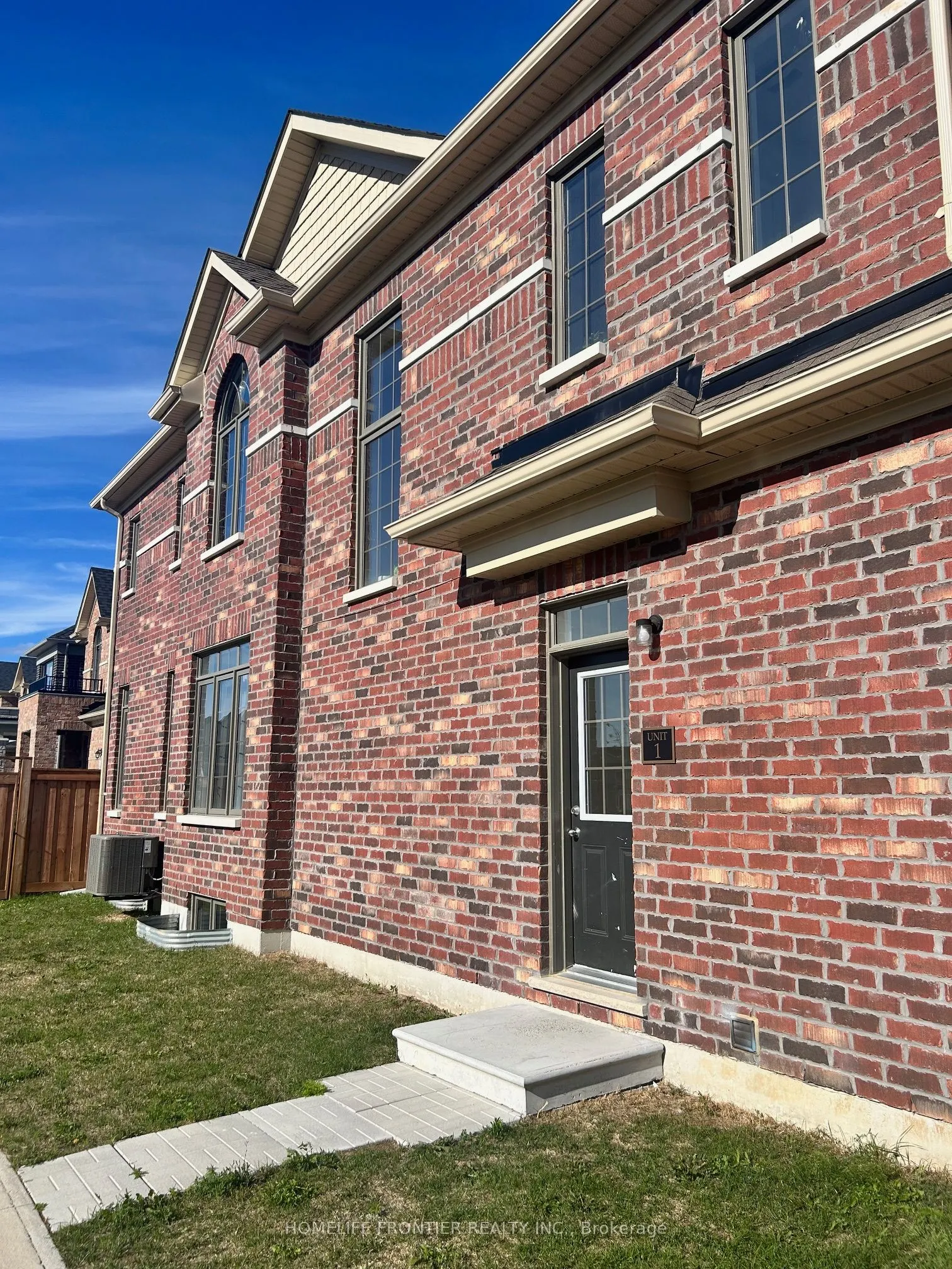 2 Valleybrook Road, #(Lower Level) Unit 1
