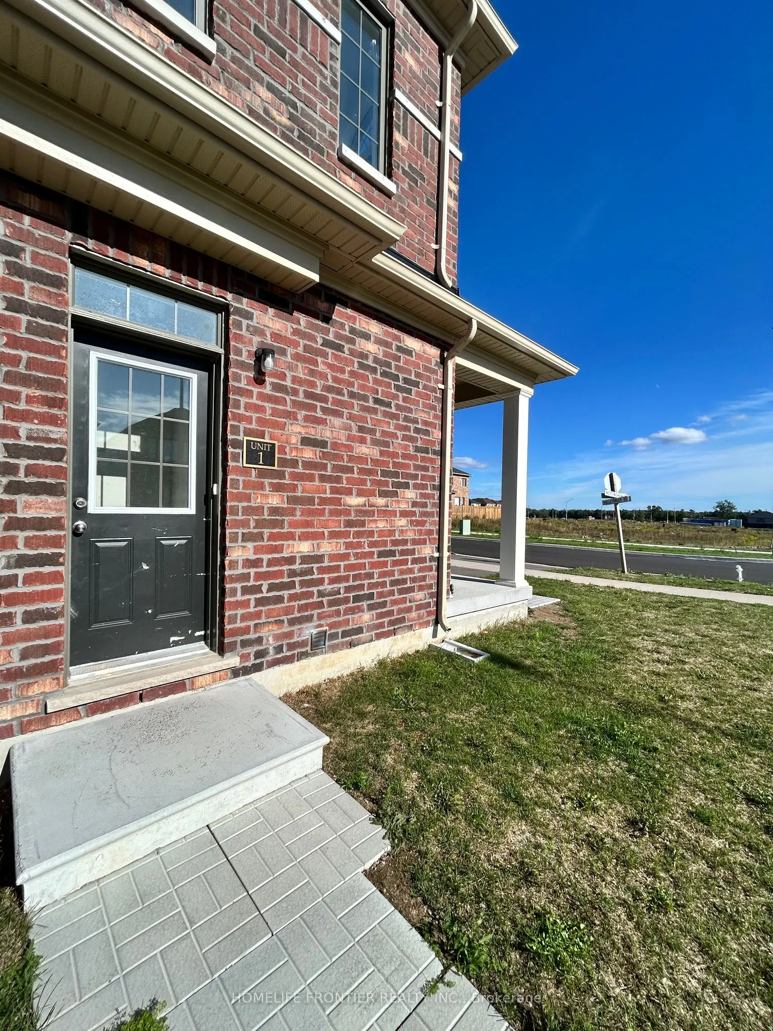 2 Valleybrook Road, #(Lower Level) Unit 1