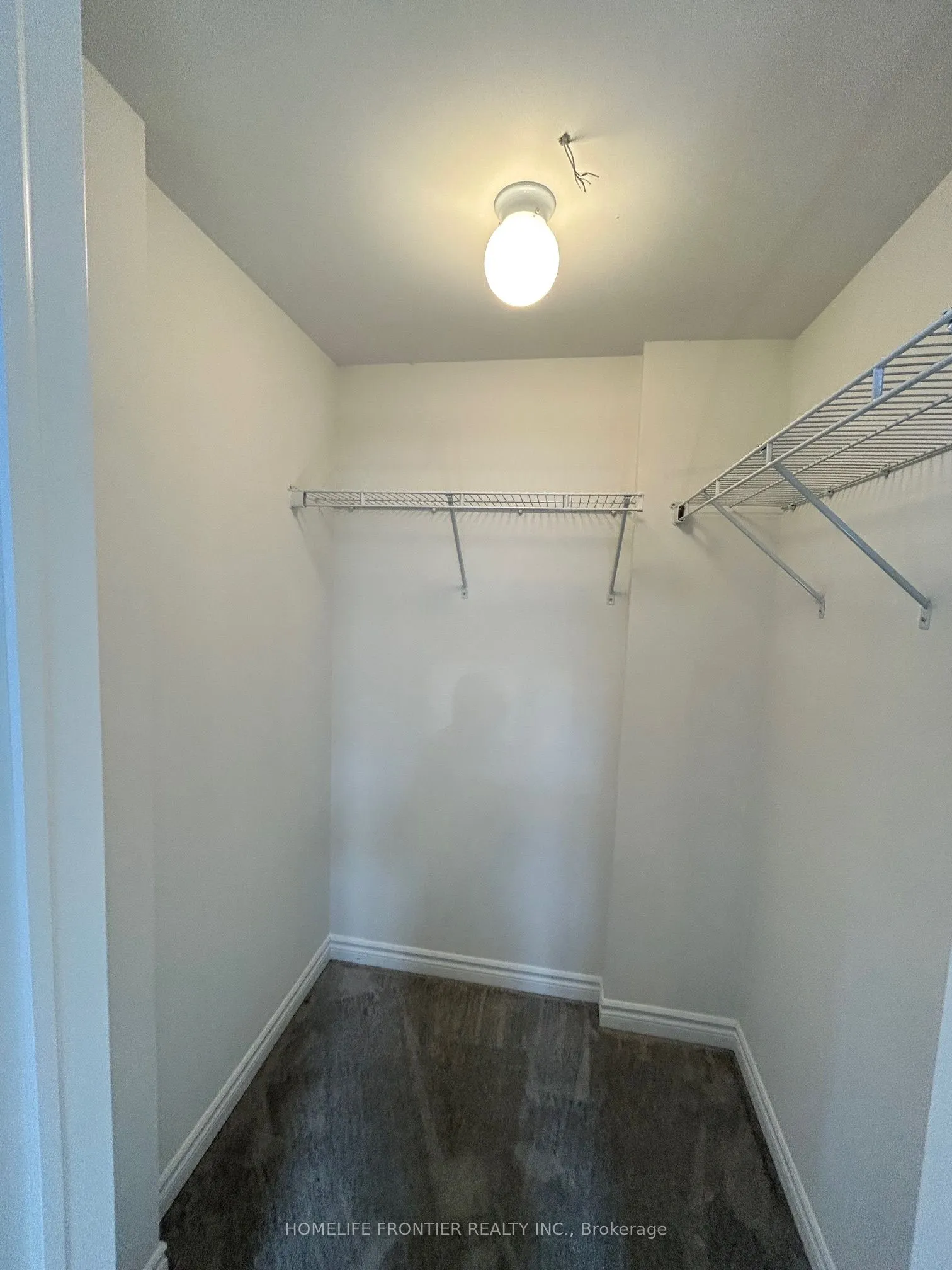 2 Valleybrook Road, #(Lower Level) Unit 1