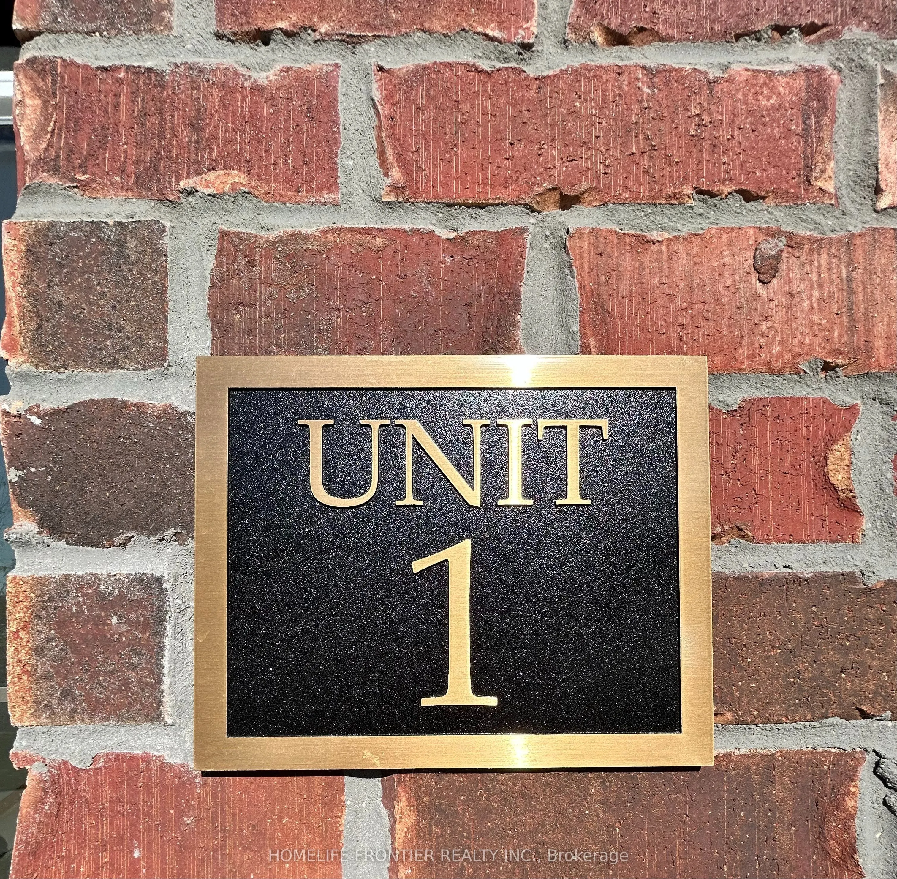 2 Valleybrook Road, #(Lower Level) Unit 1