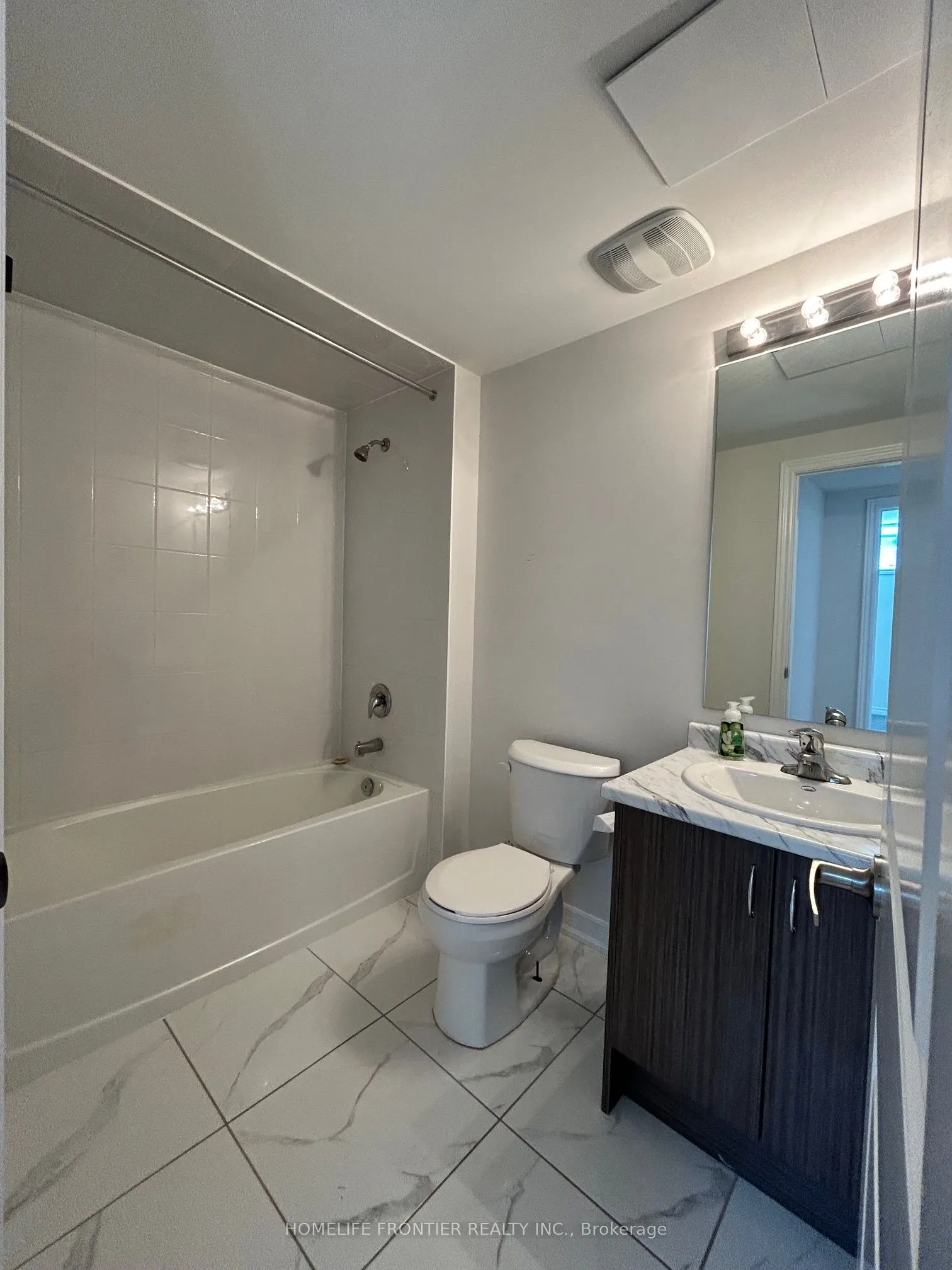 2 Valleybrook Road, #(Lower Level) Unit 1