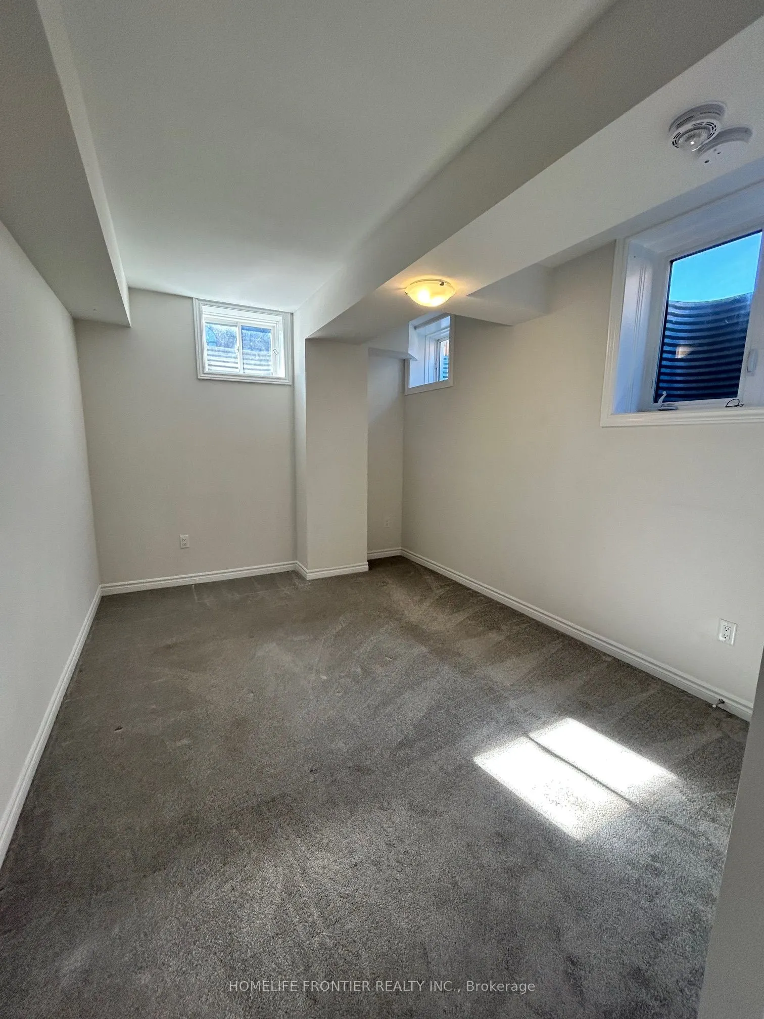2 Valleybrook Road, #(Lower Level) Unit 1