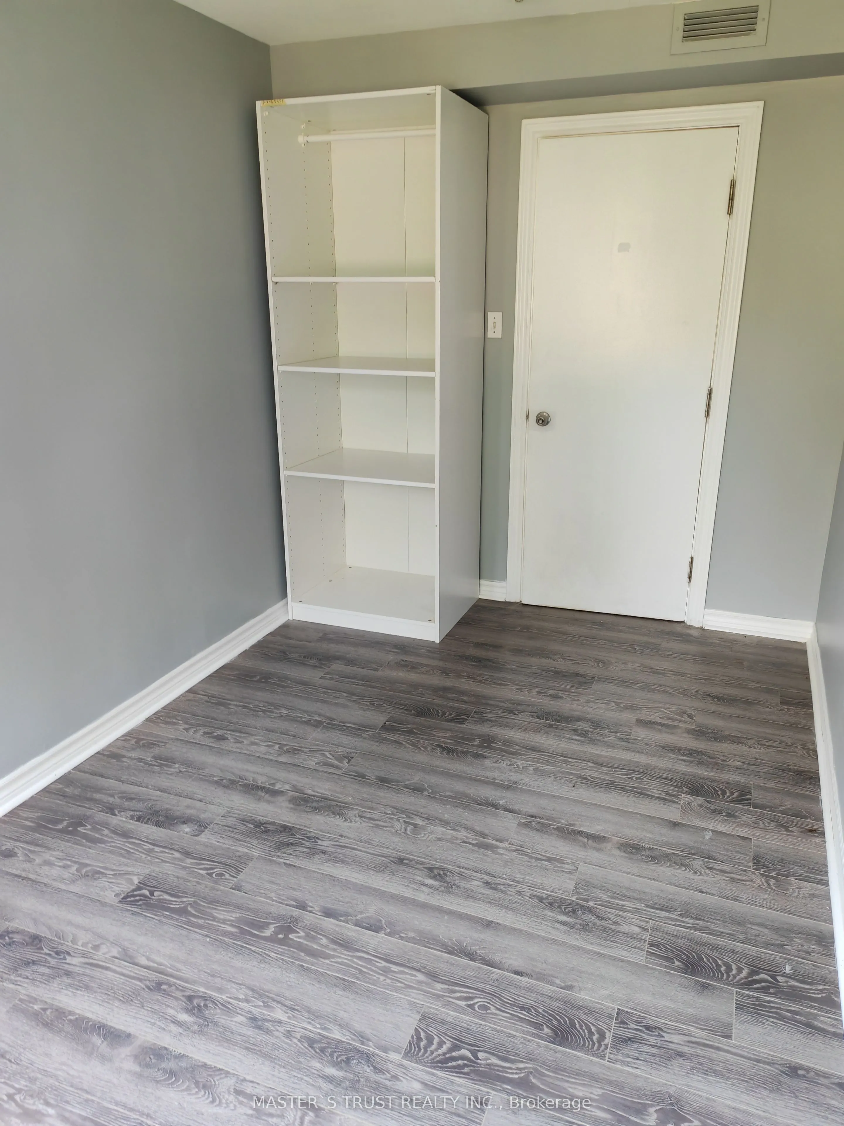 286 Georgian Drive, #Unit 3