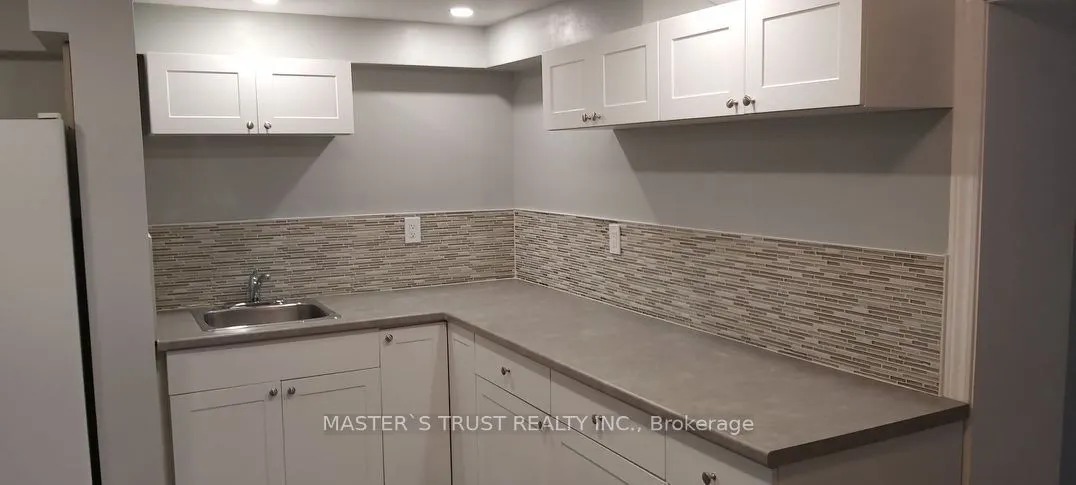 286 Georgian Drive, #Unit 3