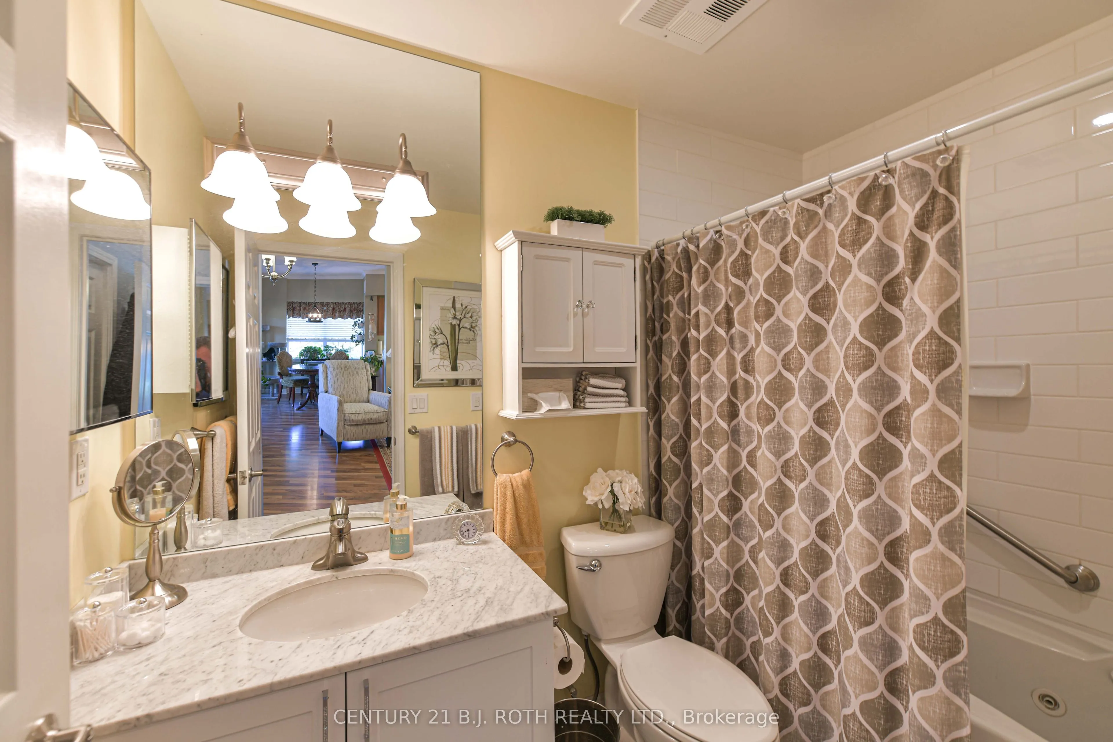 354 Atherley Road, #304