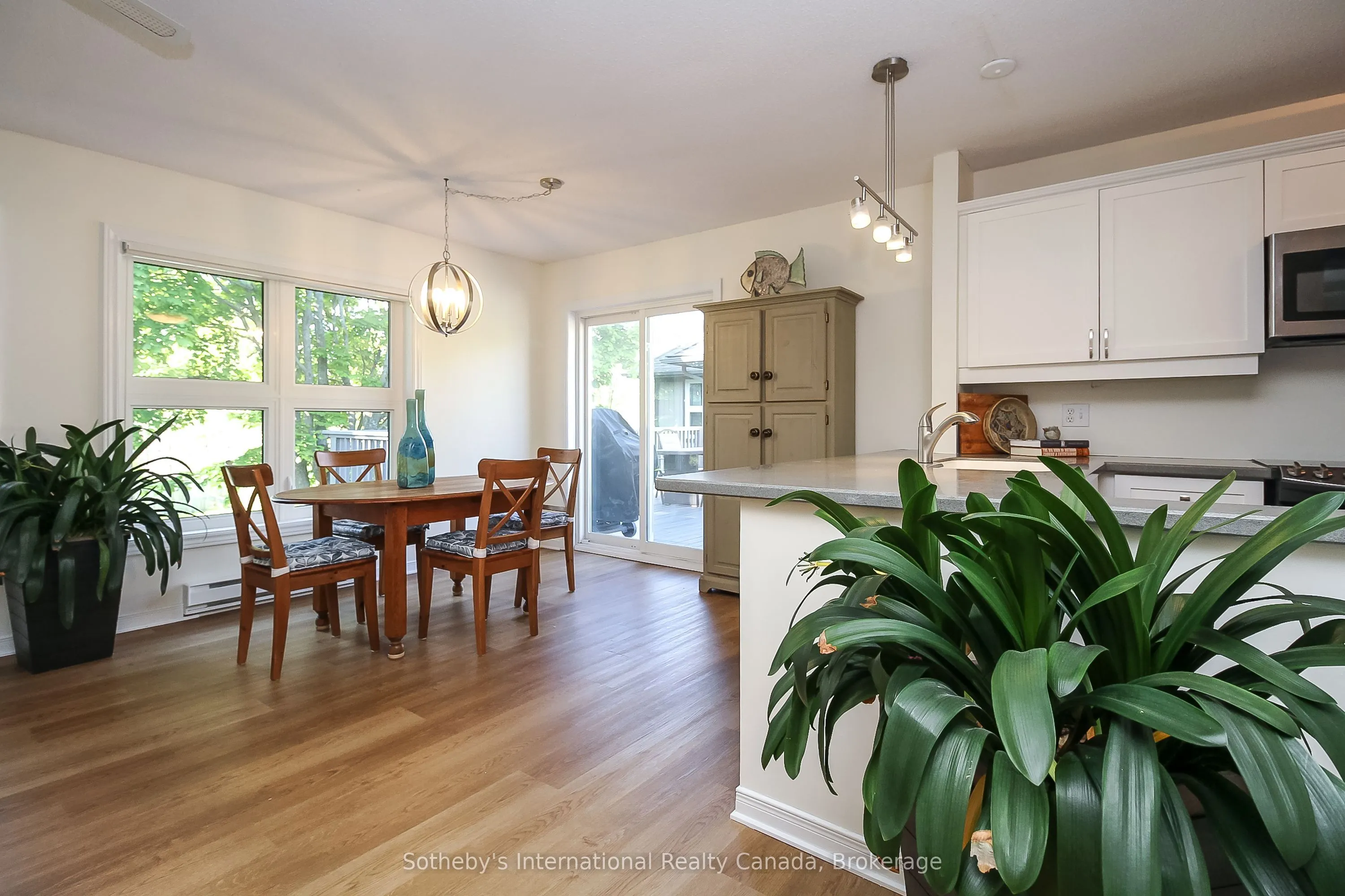 771 Johnston Park Avenue, #3