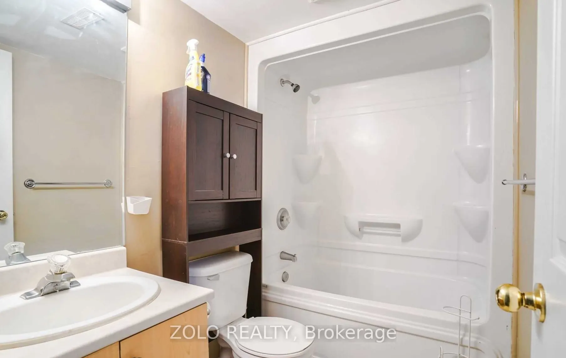 35 Forest Dale Drive, #Lower