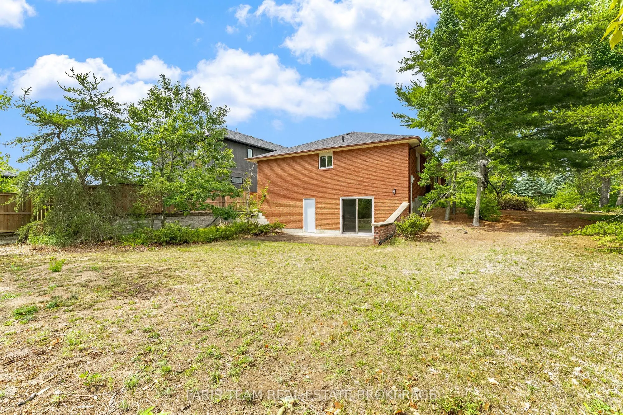 29 Lorrie Crescent