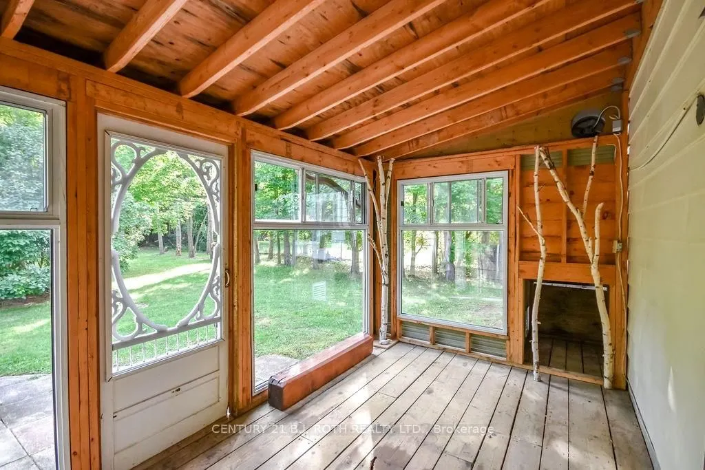 2095 DWYER Road