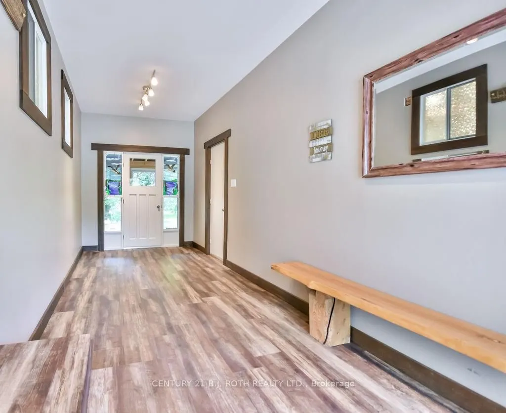 2095 DWYER Road