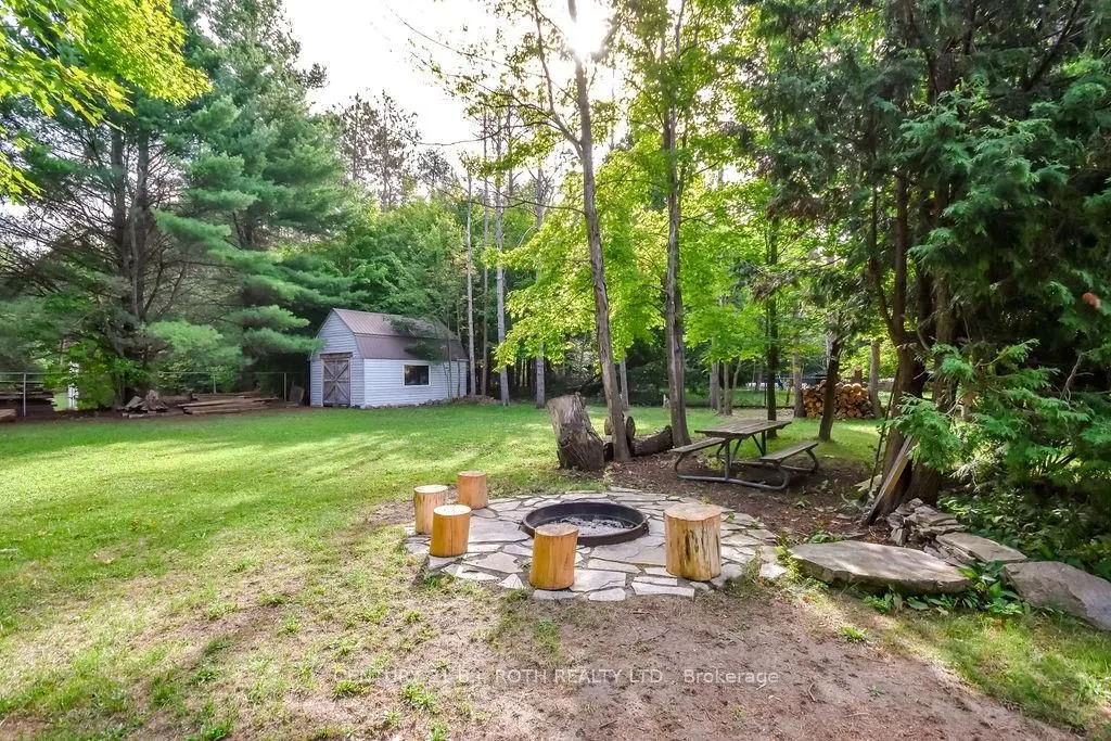 2095 DWYER Road