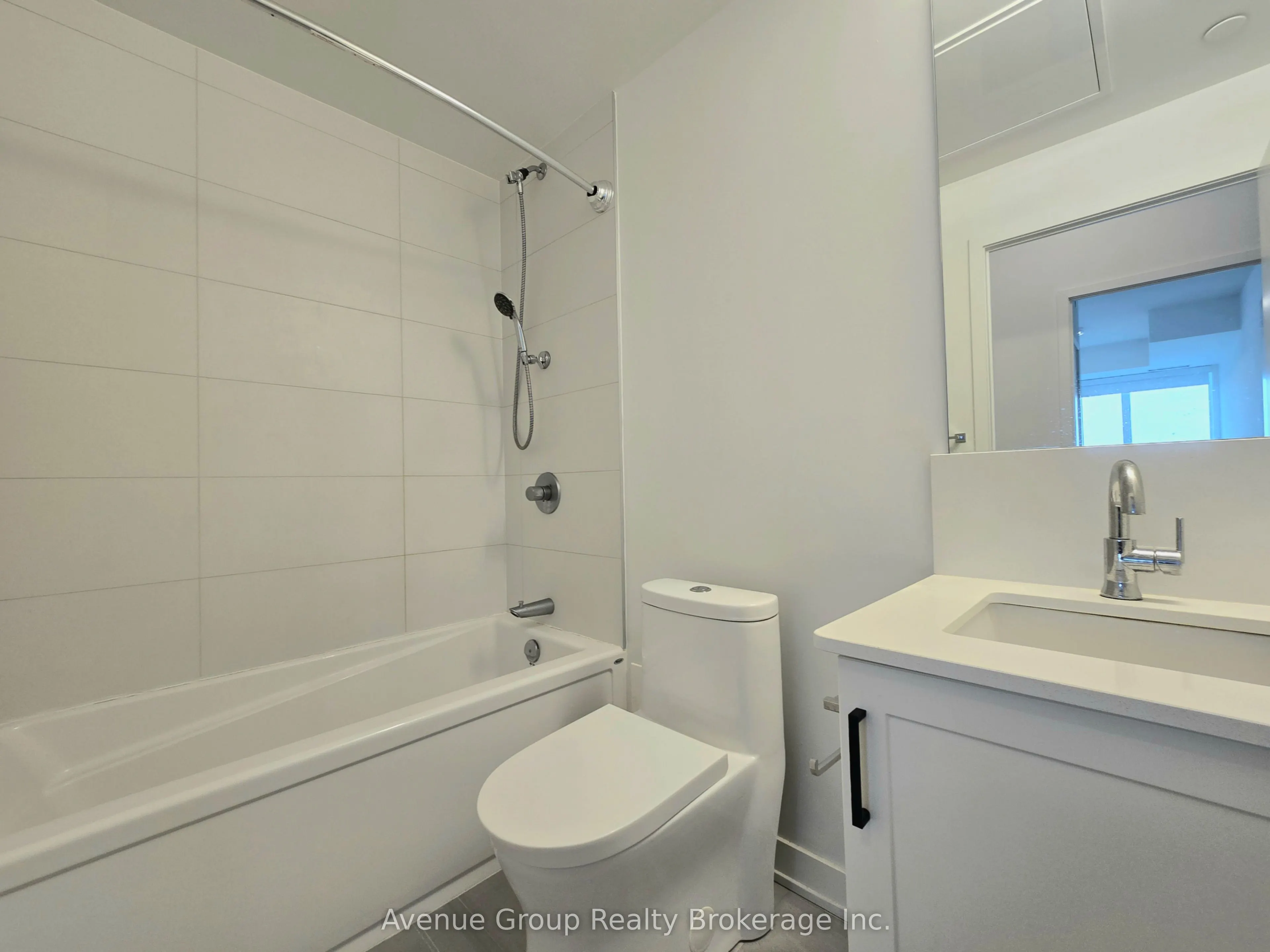 681 Yonge Street, #222