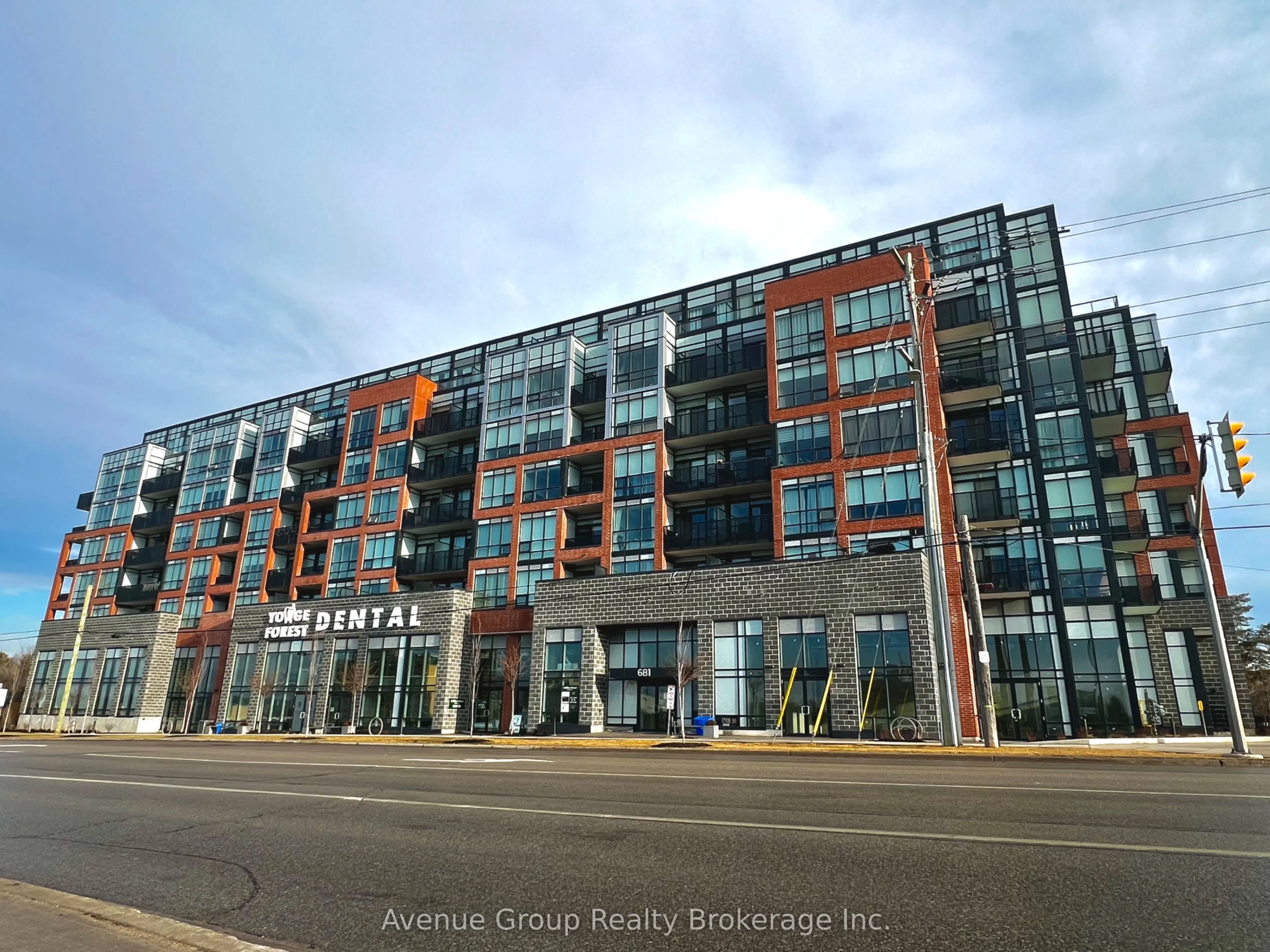 681 Yonge Street, #222