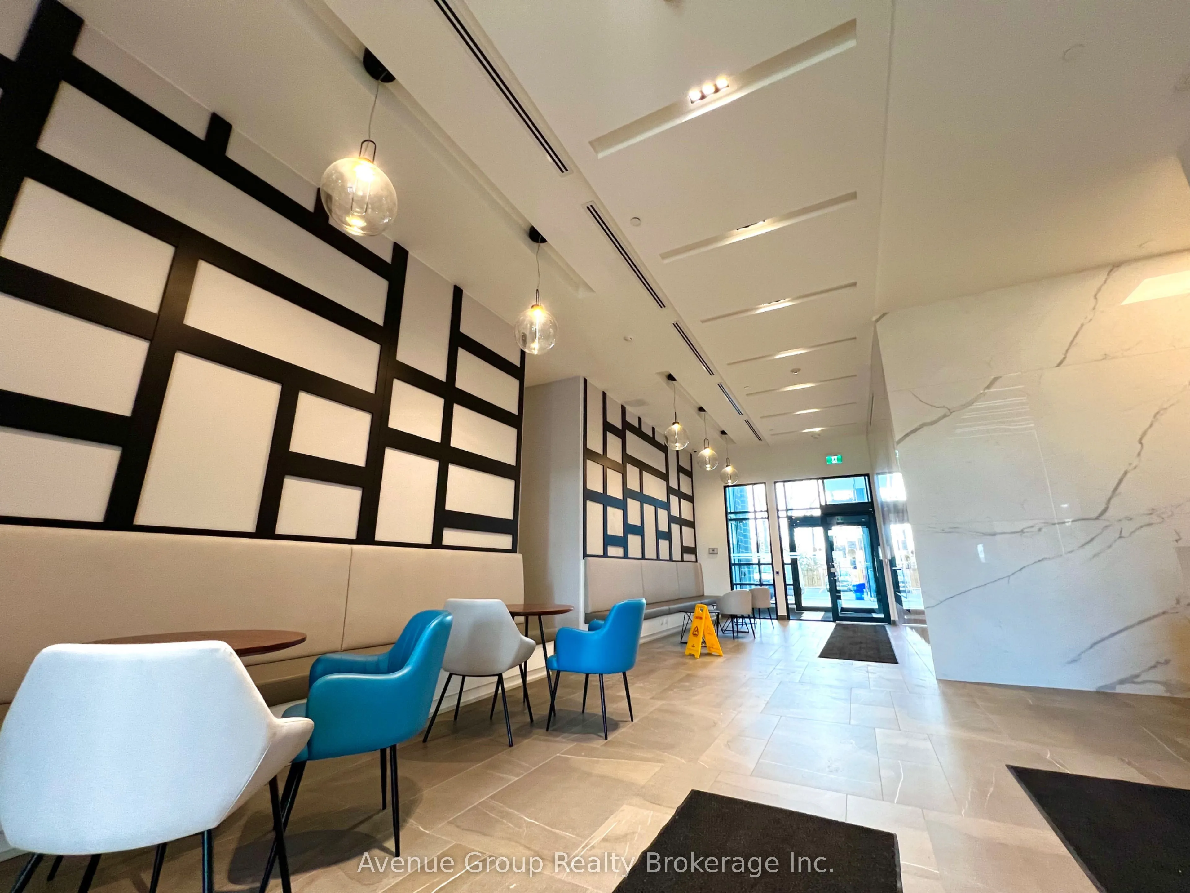 681 Yonge Street, #222