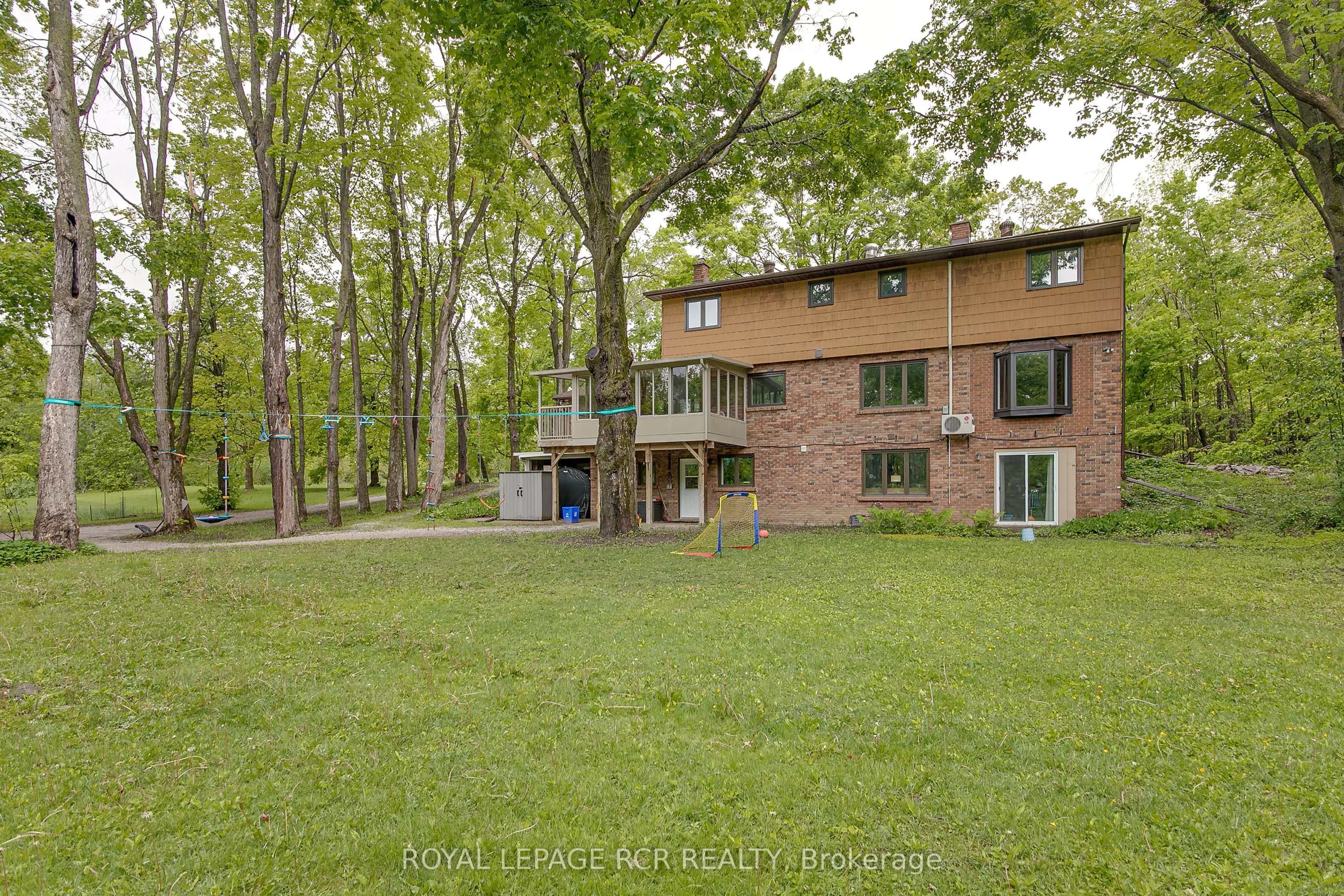 1369 Ryerson Boulevard