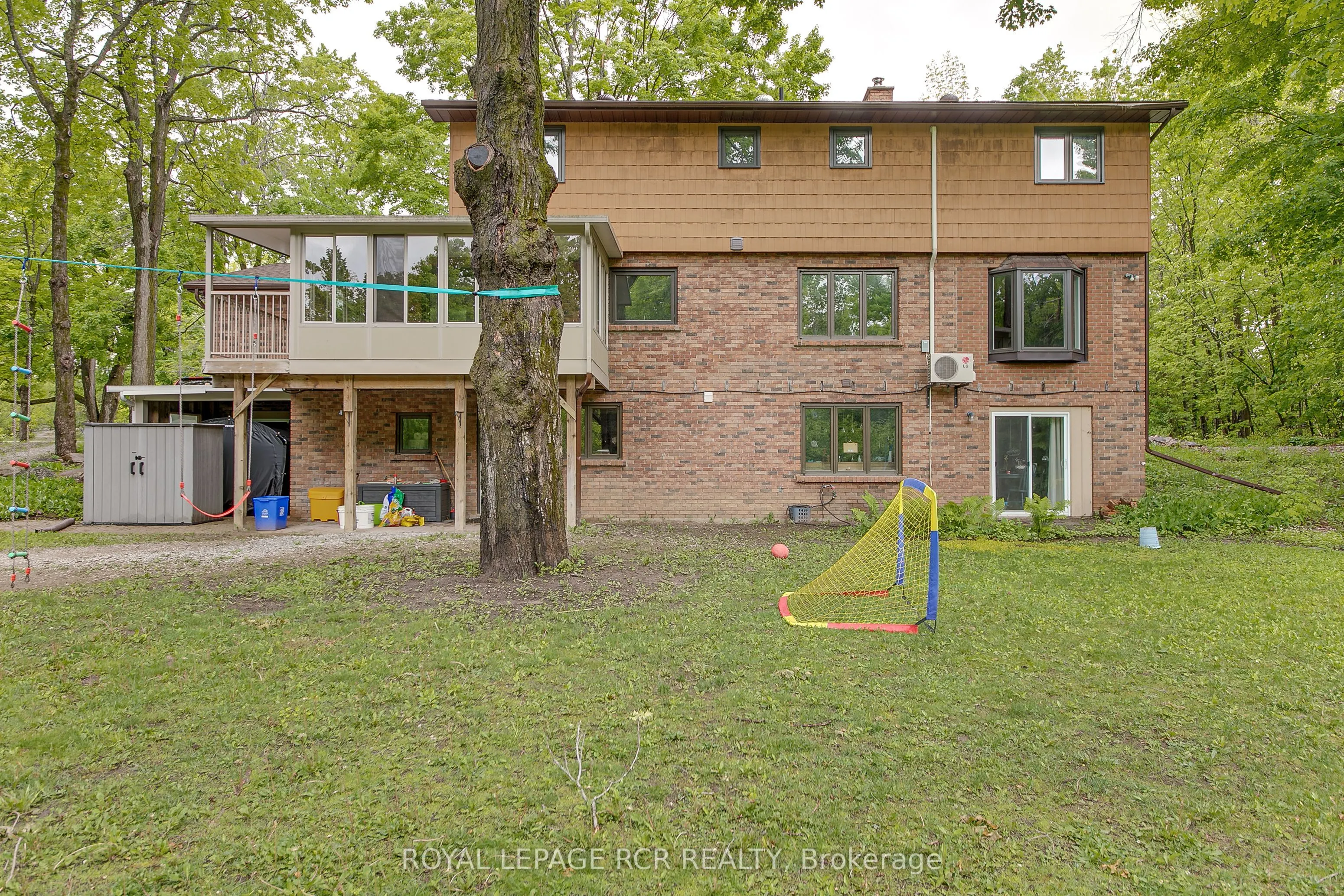 1369 Ryerson Boulevard
