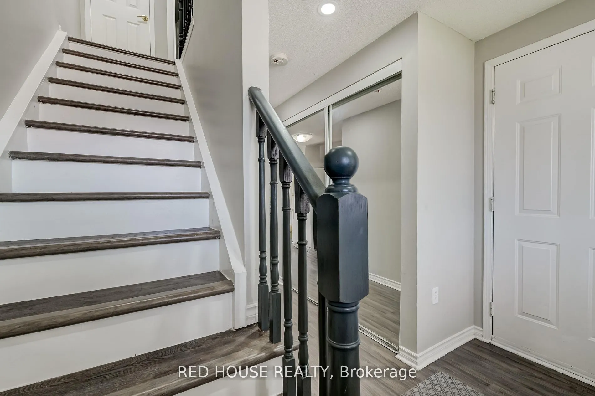 283 Dunsmore Lane