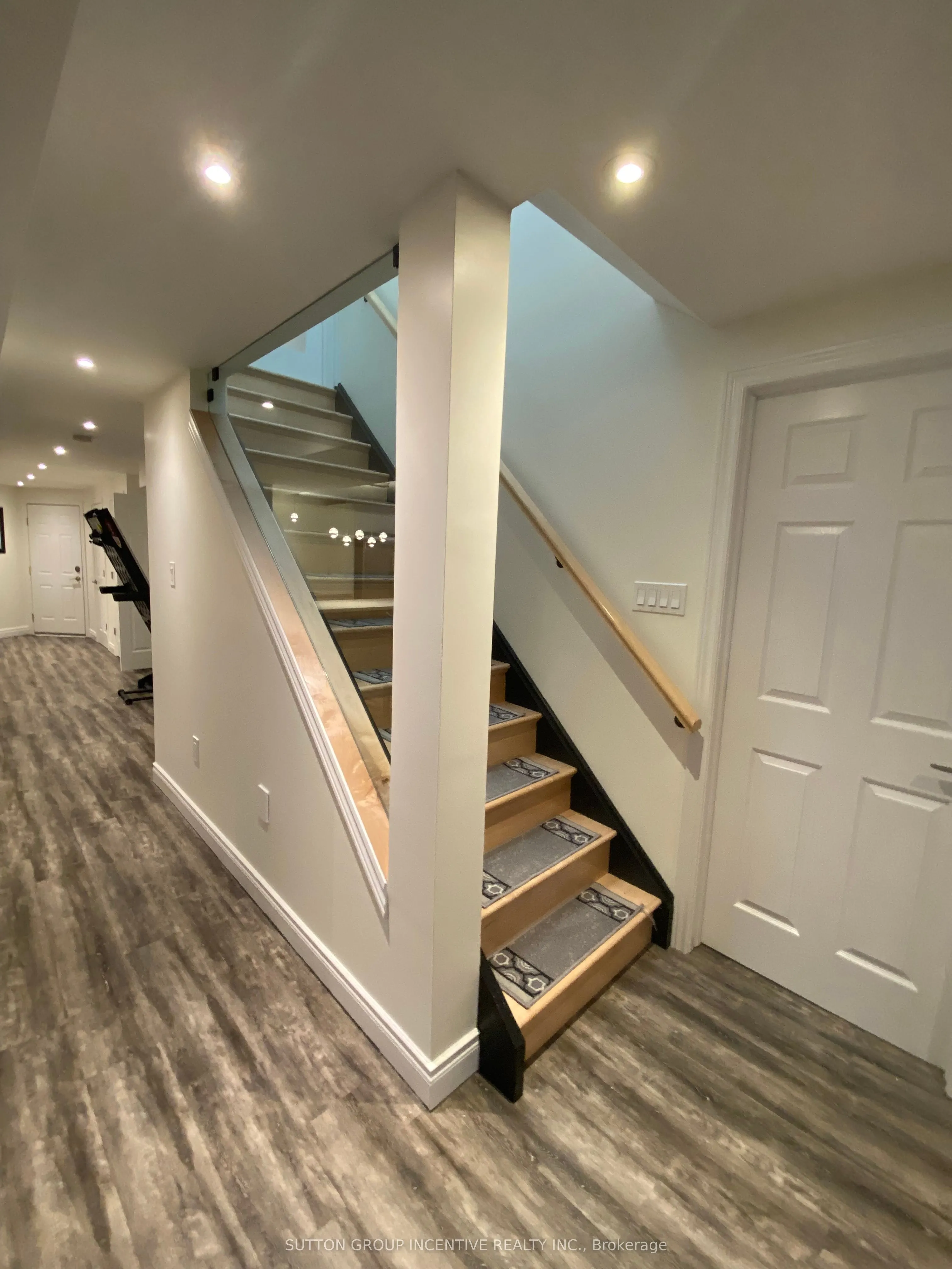 6 Sundew Drive