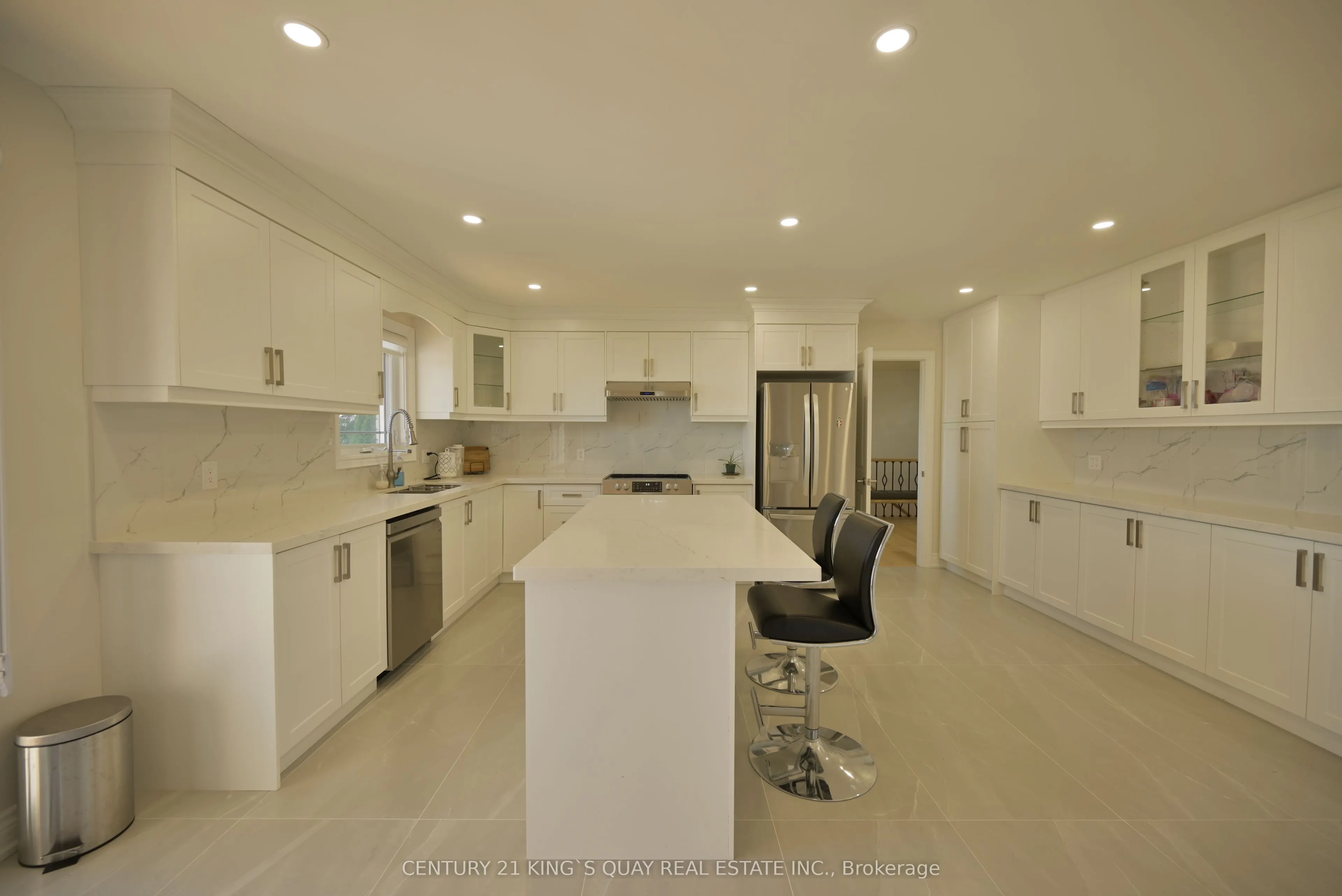 88 Bayshore Drive