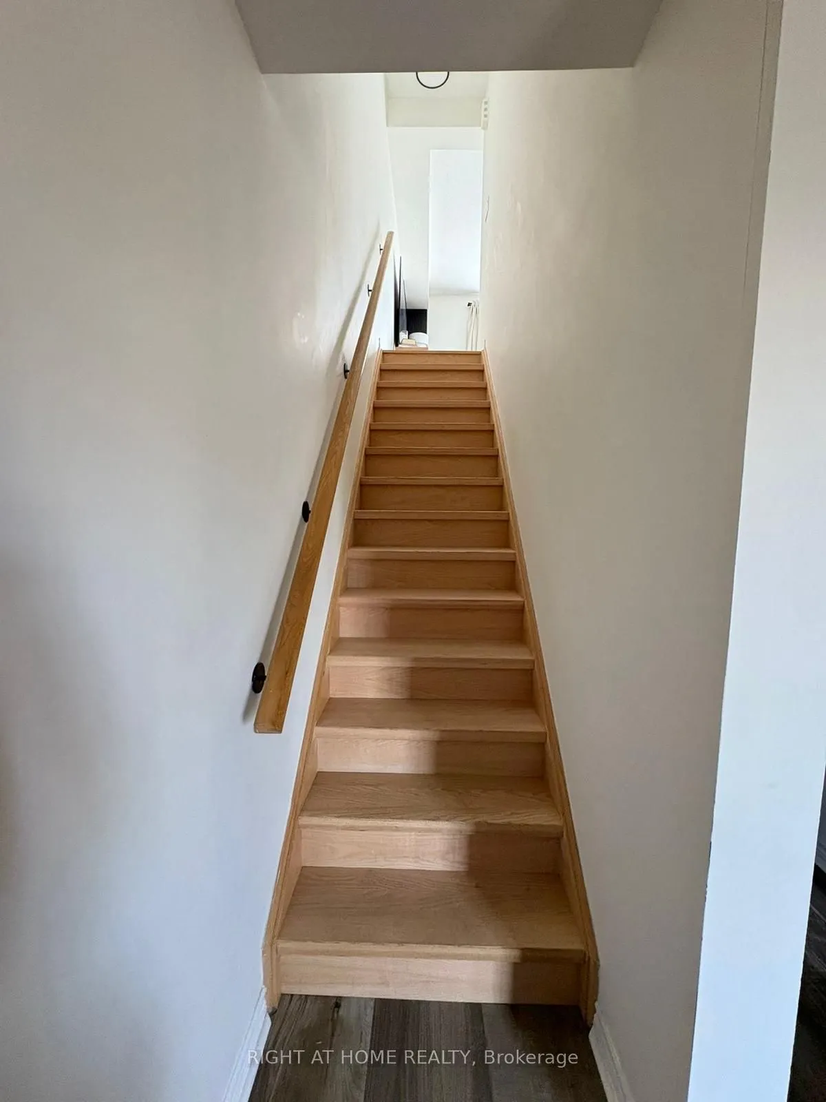 15 Andean Lane