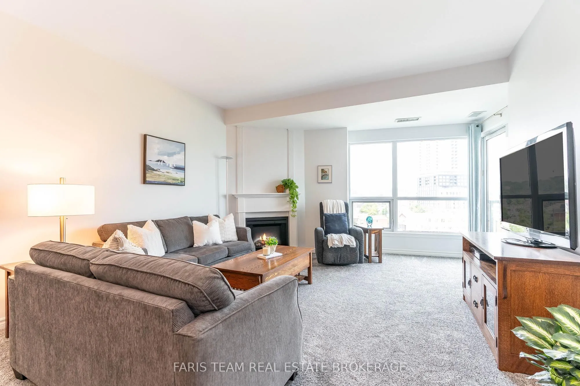 6 Toronto Street, #710