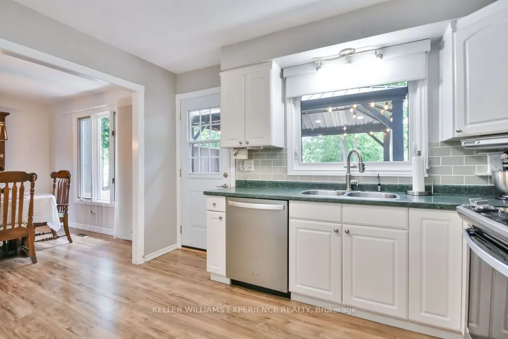 80 Cundles Road E