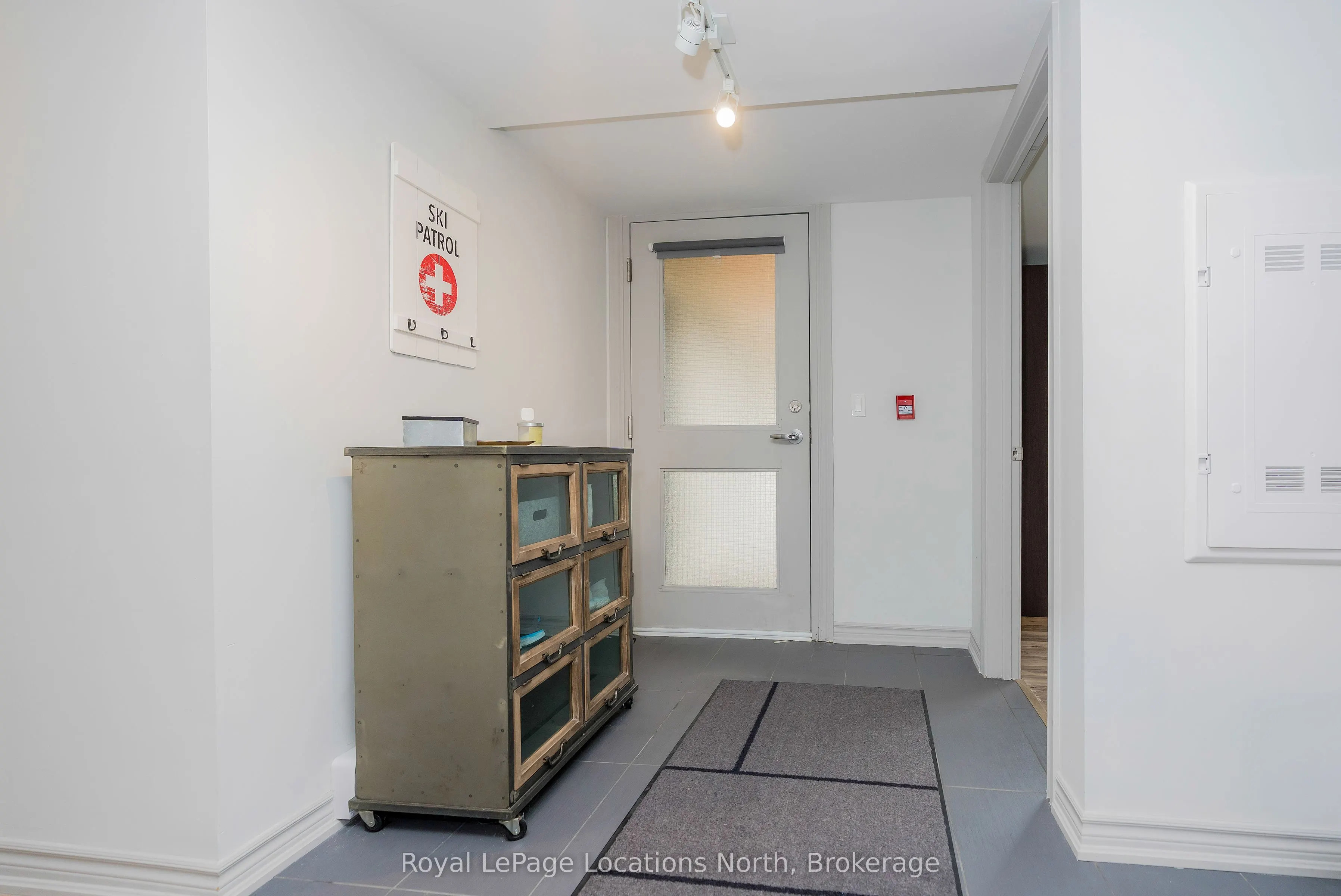 4 Cove Court, #28