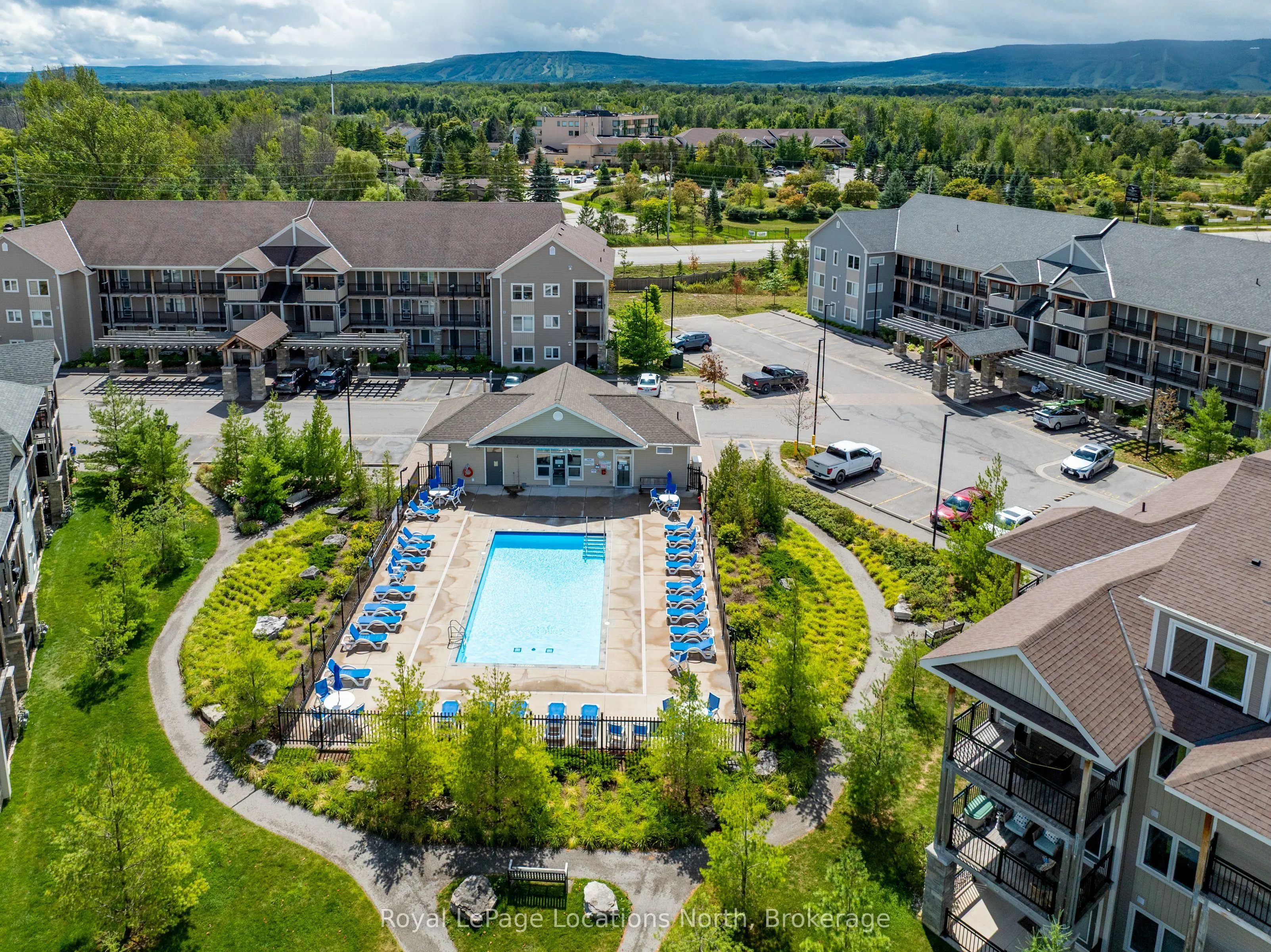 4 Cove Court, #28